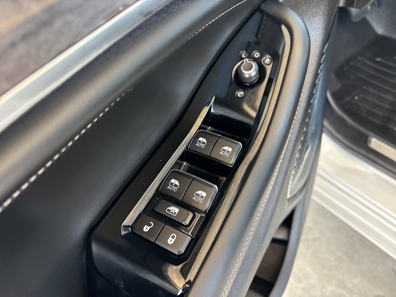 2021 Jeep Grand Cherokee L Overland 4x4