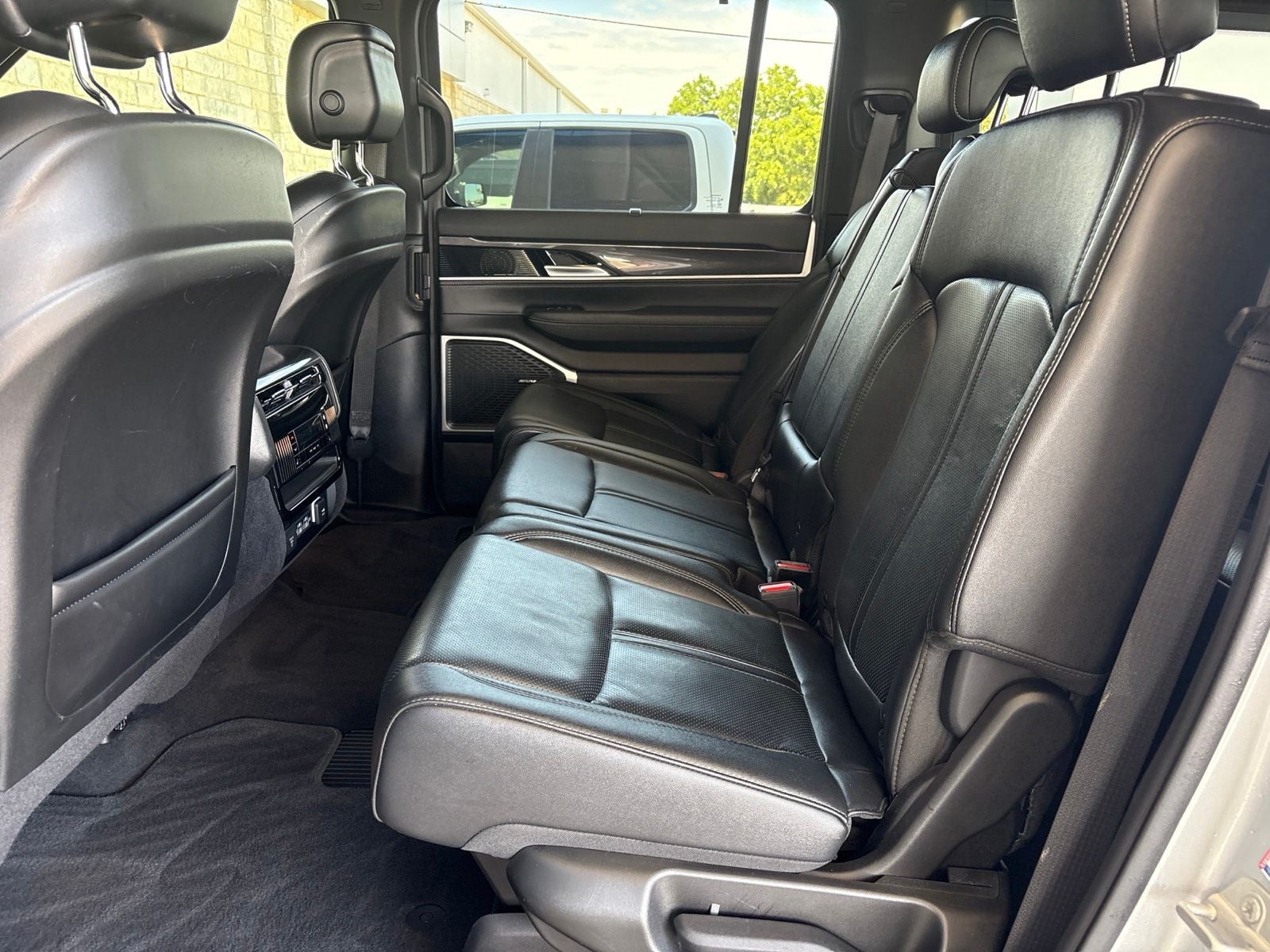 2024 Jeep Wagoneer Series I 4x4