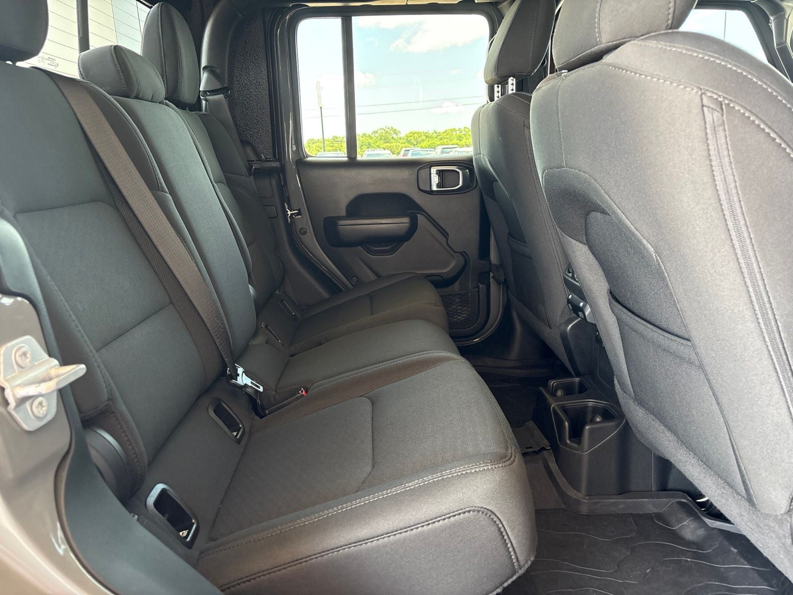 2022 Jeep Gladiator Sport S 4x4