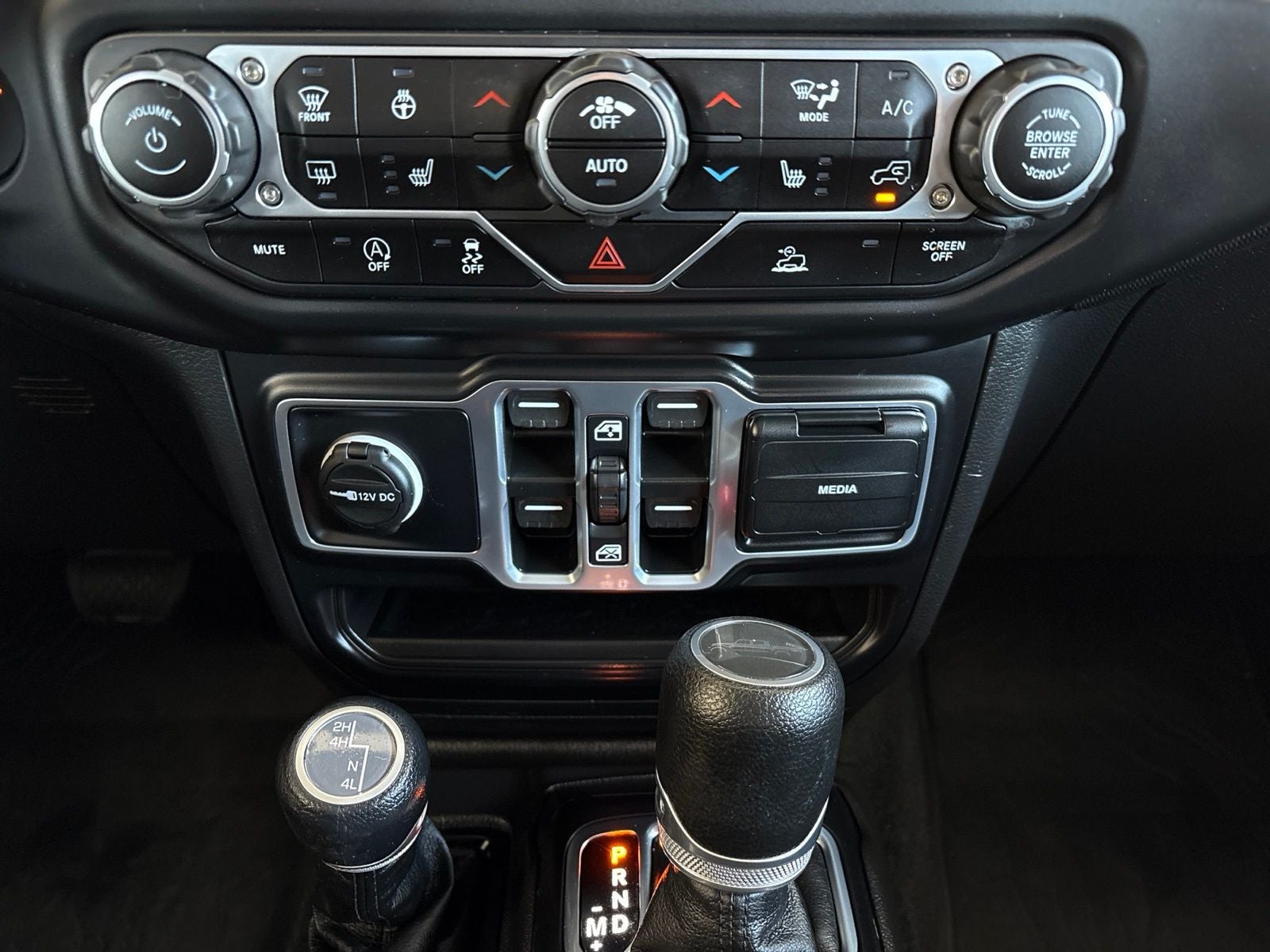 2023 Jeep Gladiator Willys 4x4