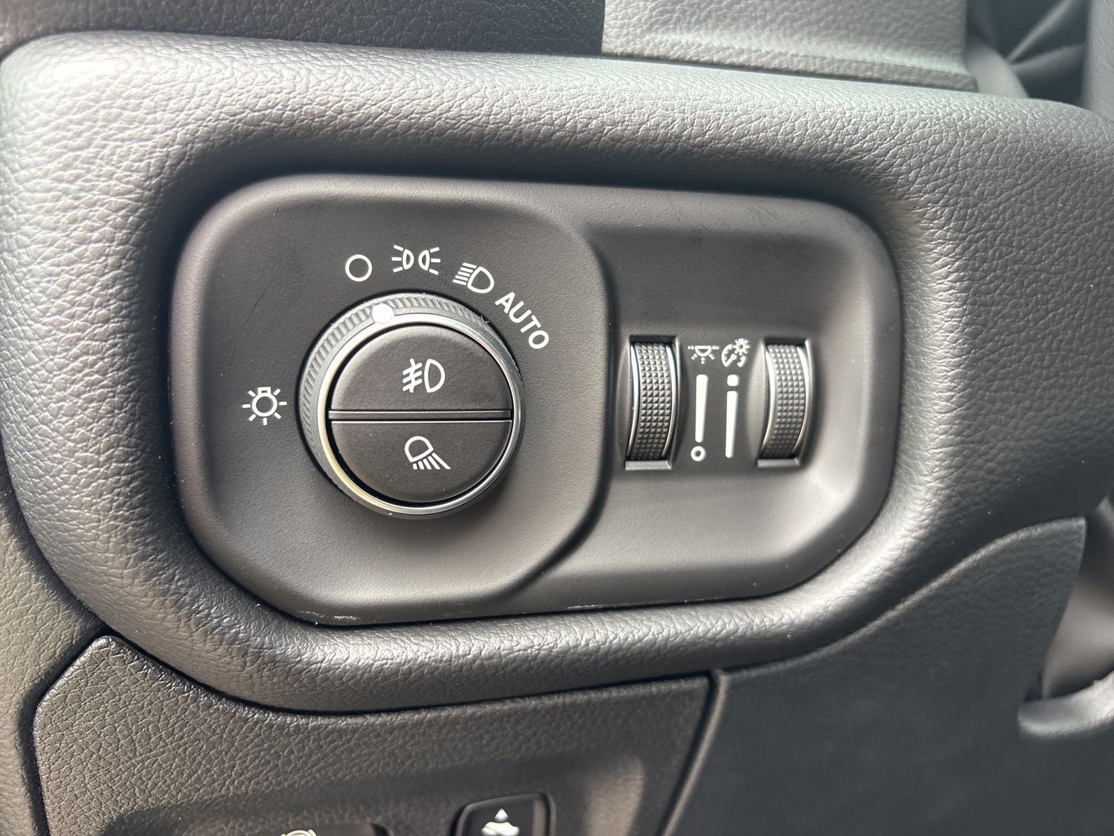 2026 RAM Ram 1500 Lone Star Crew Cab 4x2 5'7' Box
