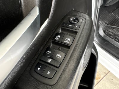 2022 RAM Ram 1500 Lone Star Crew Cab 4x2 5'7' Box
