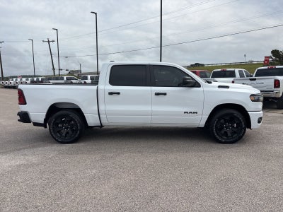 2025 RAM Ram 1500 Tradesman Crew Cab 4x2 5'7' Box