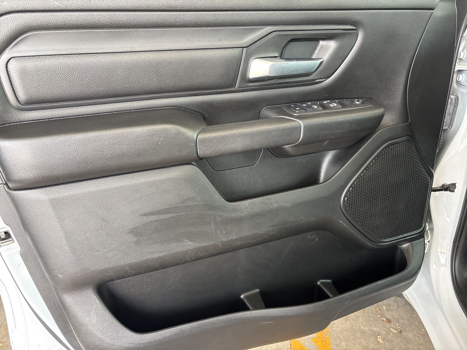 2022 RAM Ram 1500 Tradesman Crew Cab 4x2 6'4' Box