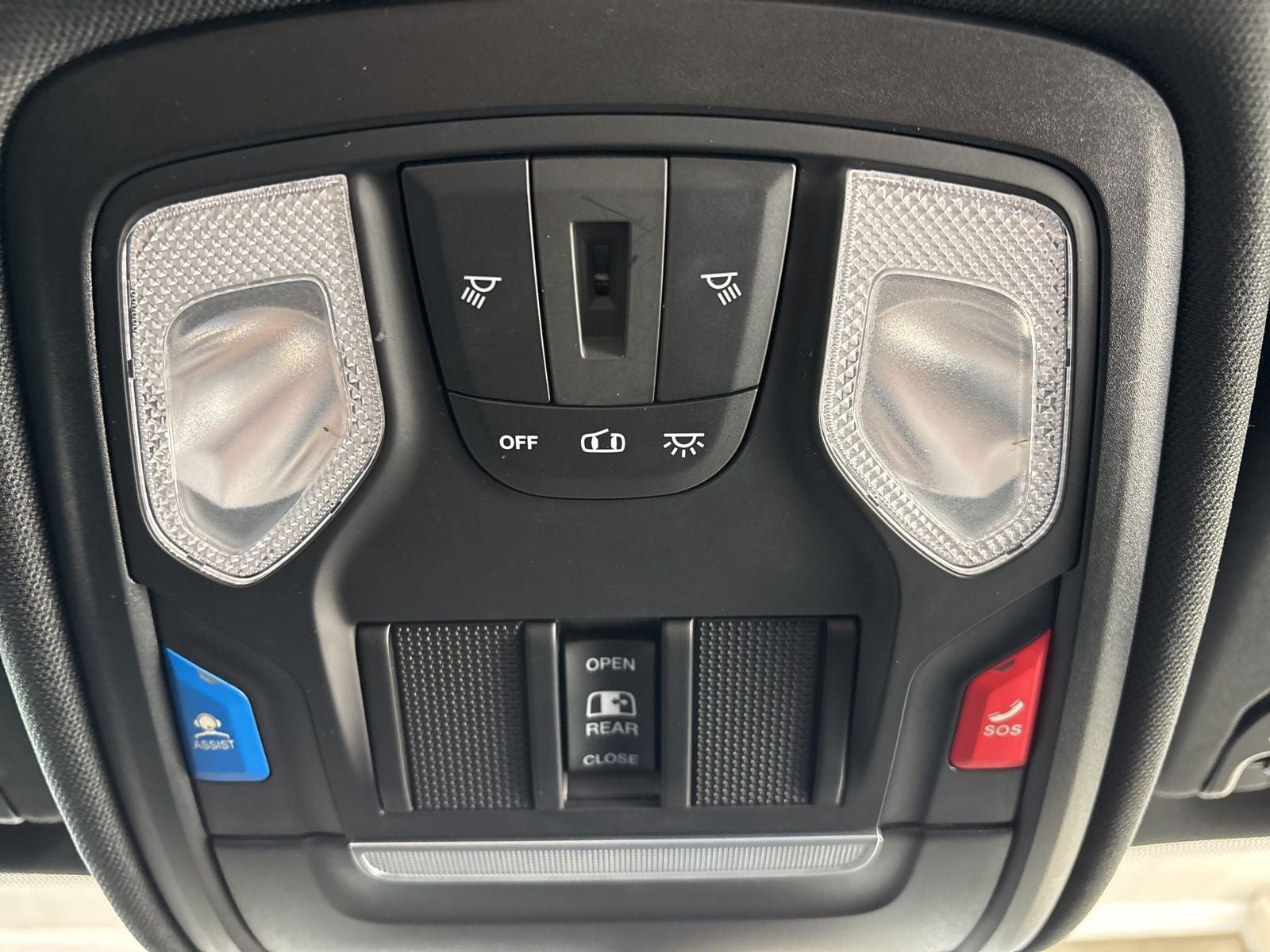 2022 RAM Ram 1500 Tradesman Crew Cab 4x2 6'4' Box