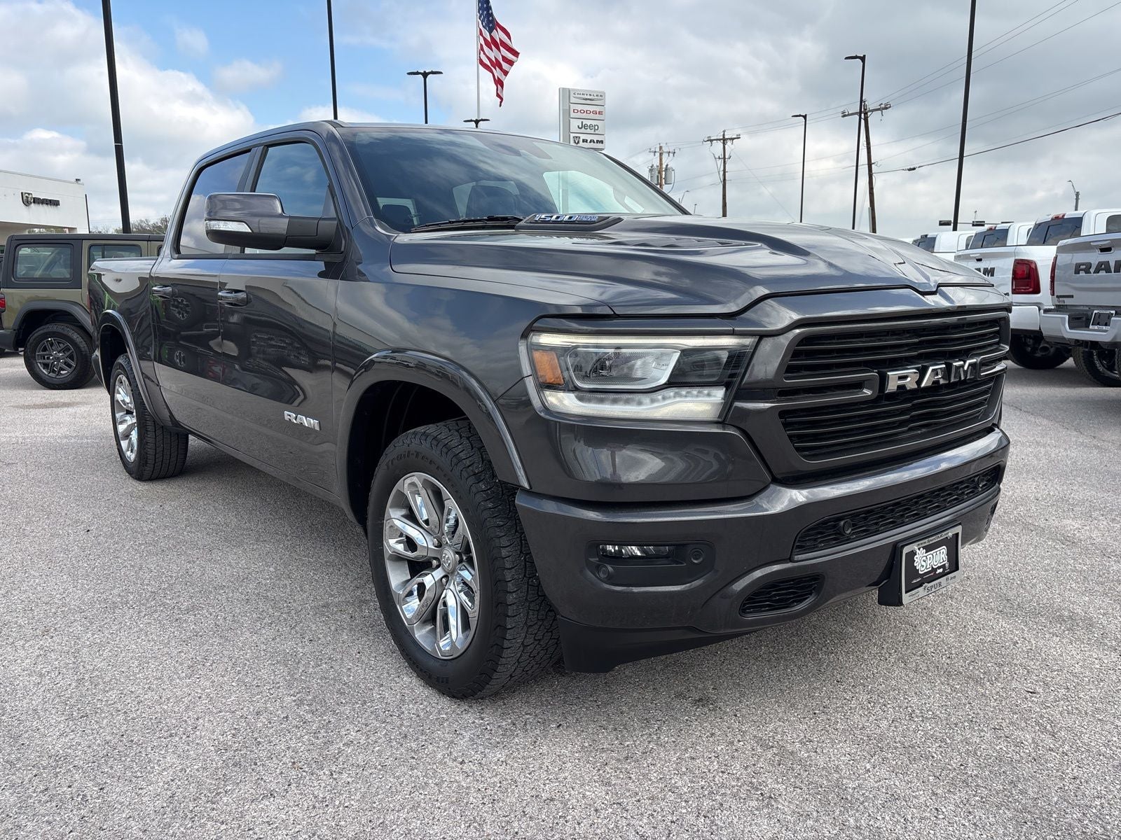 2022 RAM Ram 1500 Laramie Crew Cab 4x4 5'7' Box