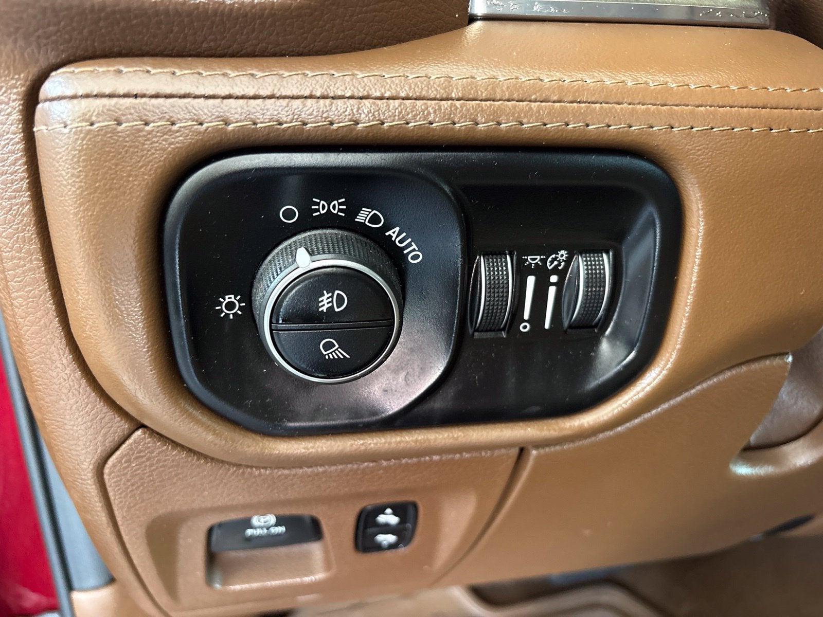 2019 RAM Ram 1500 Longhorn Crew Cab 4x4 5'7' Box