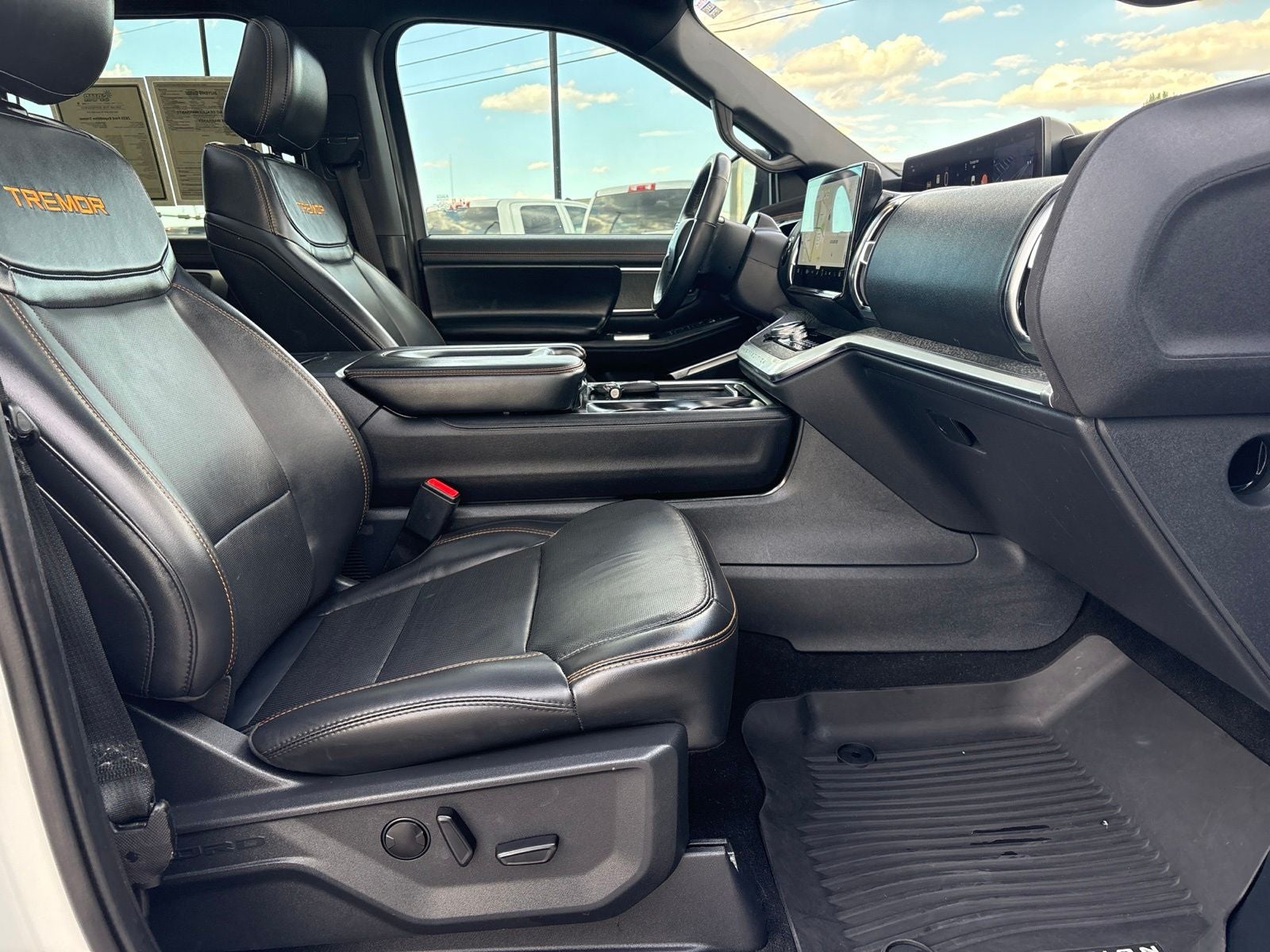 2025 Ford Expedition Tremor