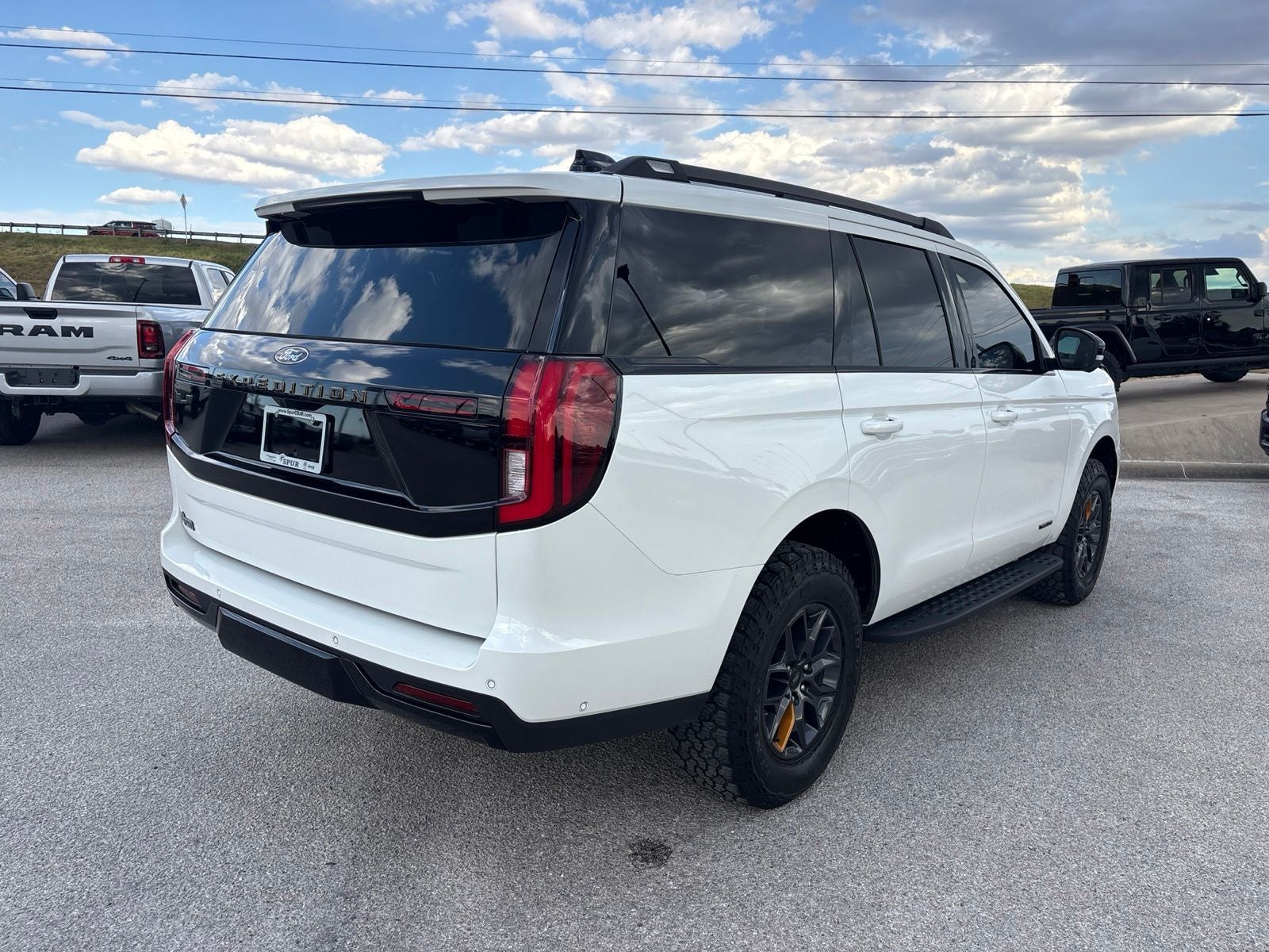 2025 Ford Expedition Tremor