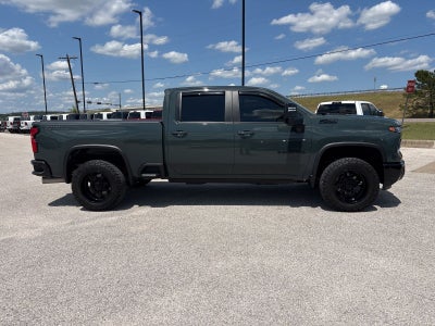 2025 Chevrolet Silverado 2500HD 4WD Crew Cab Standard Bed LT