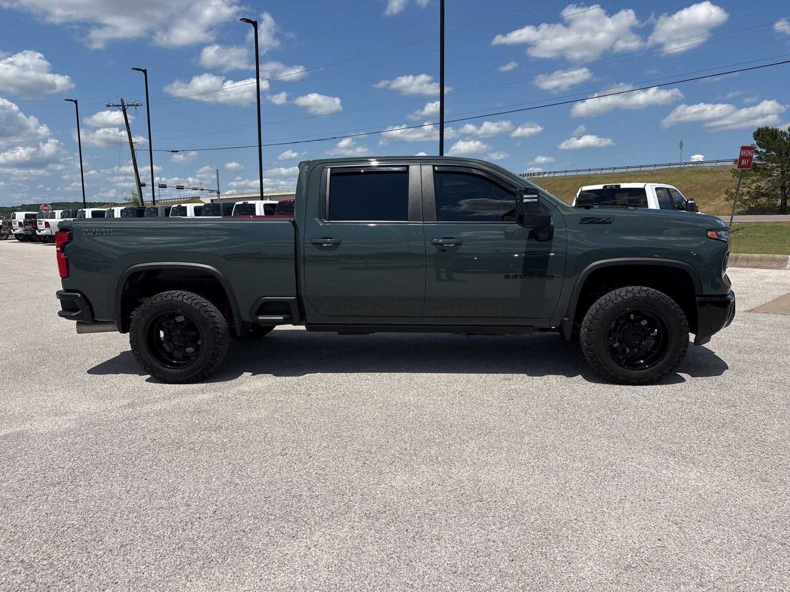 2025 Chevrolet Silverado 2500HD 4WD Crew Cab Standard Bed LT