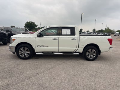 2018 Nissan TITAN SV