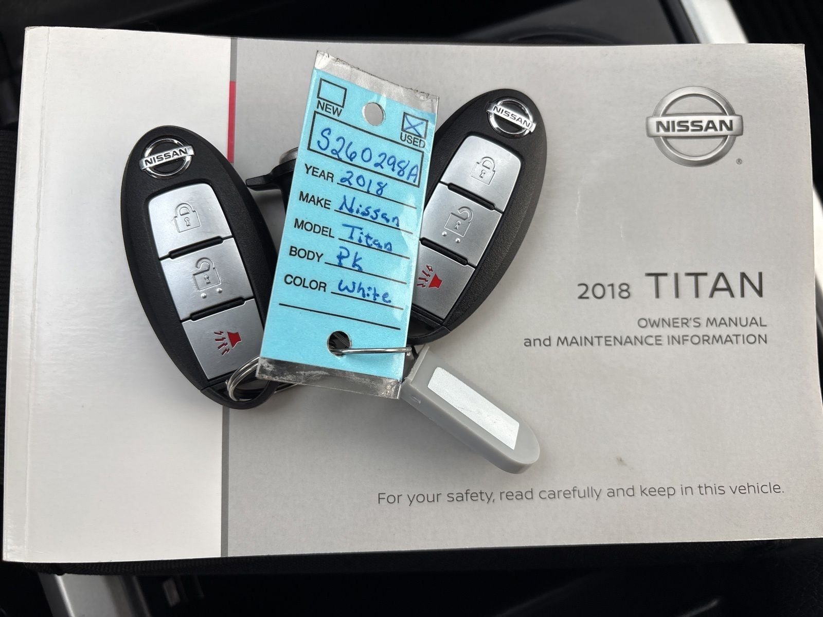 2018 Nissan TITAN SV