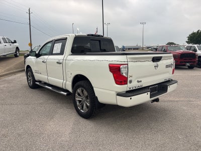 2018 Nissan TITAN SV