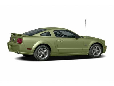 2005 Ford Mustang GT Deluxe