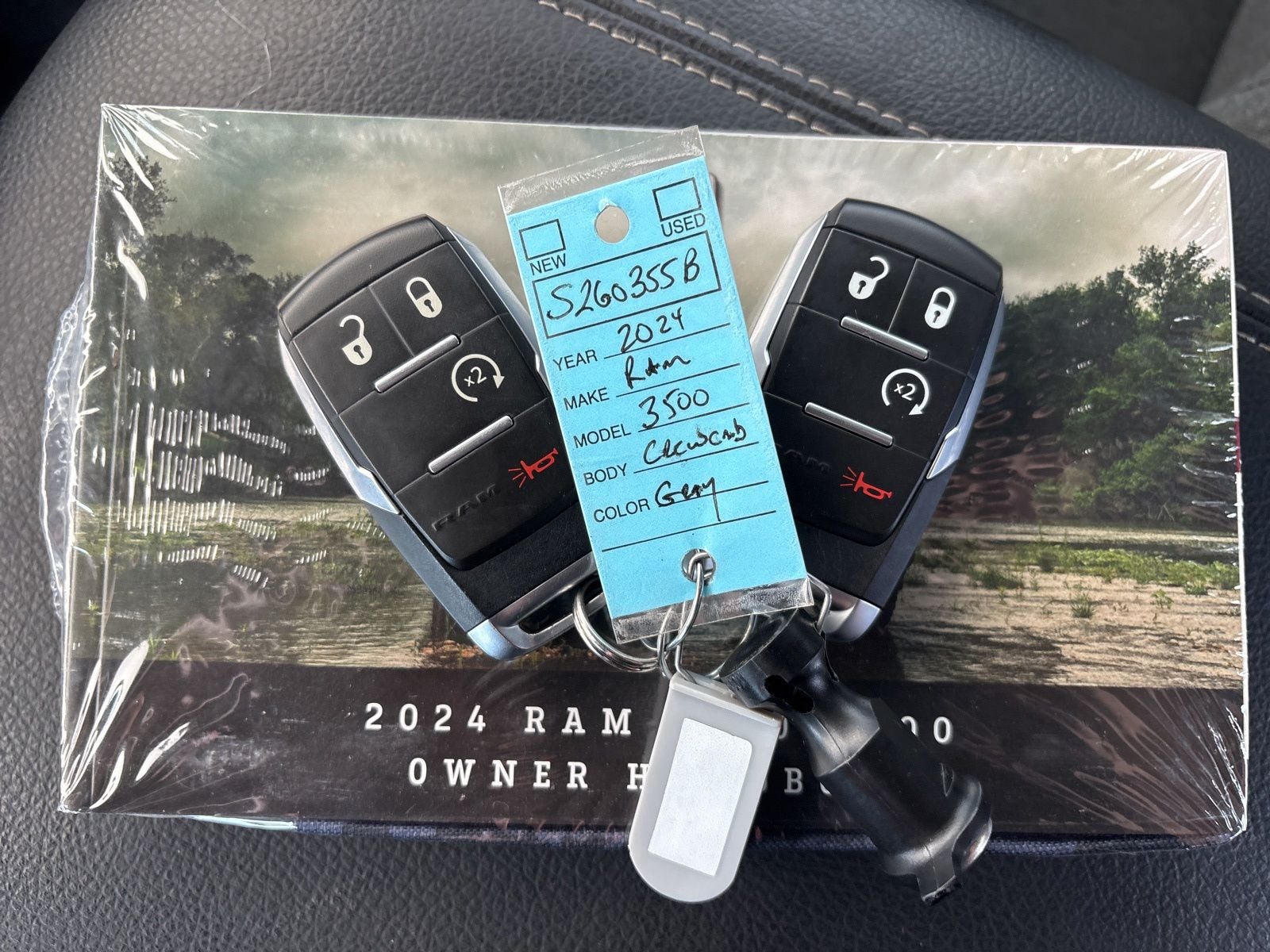 2024 RAM Ram 3500 Big Horn Crew Cab 4x4 8' Box