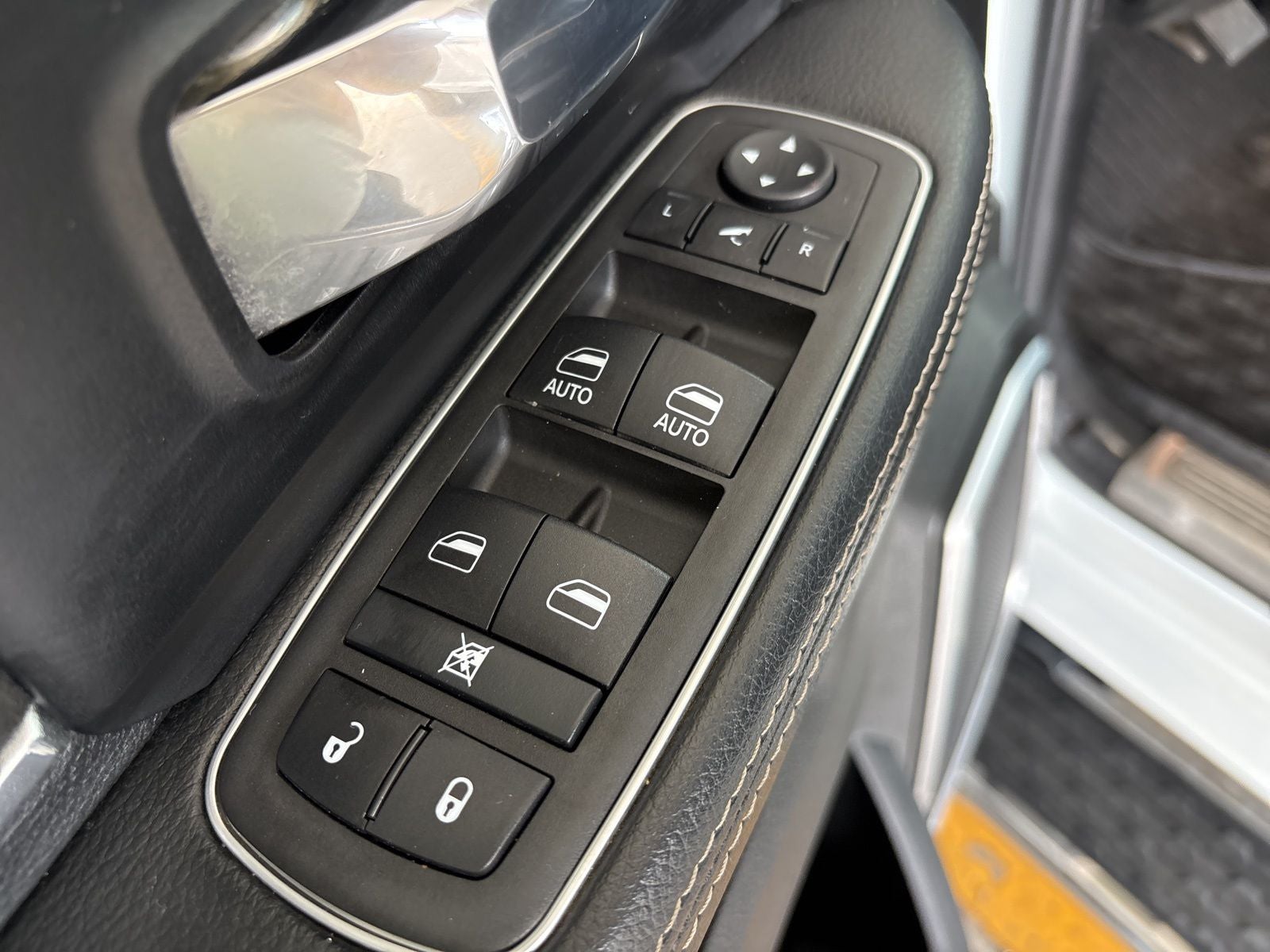 2022 RAM Ram 3500 Laramie Crew Cab 4x4 8' Box