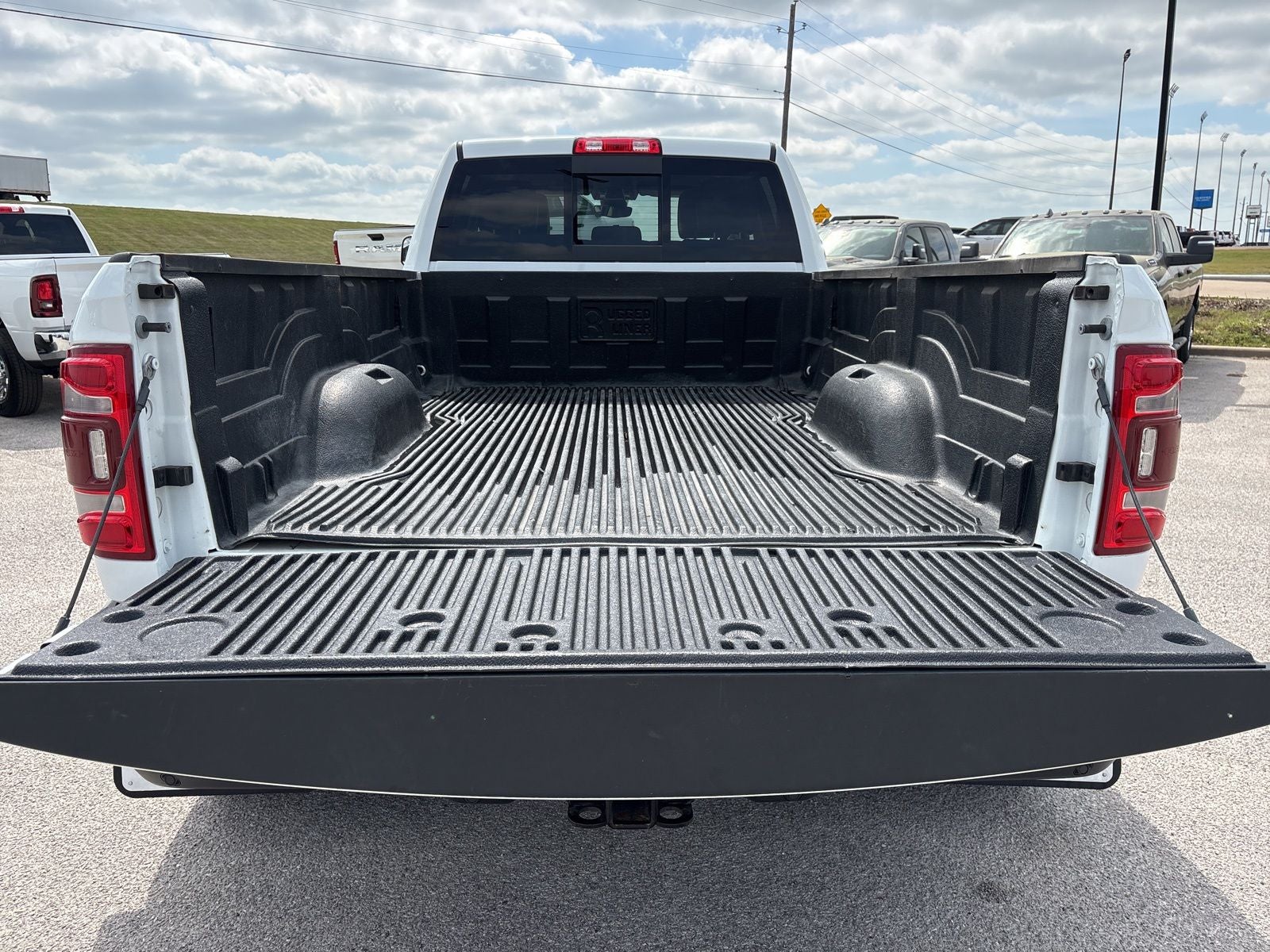 2022 RAM Ram 3500 Laramie Crew Cab 4x4 8' Box