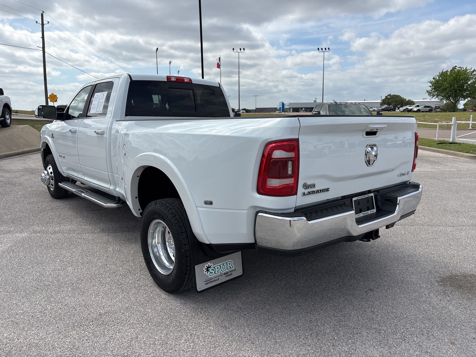 2022 RAM Ram 3500 Laramie Crew Cab 4x4 8' Box