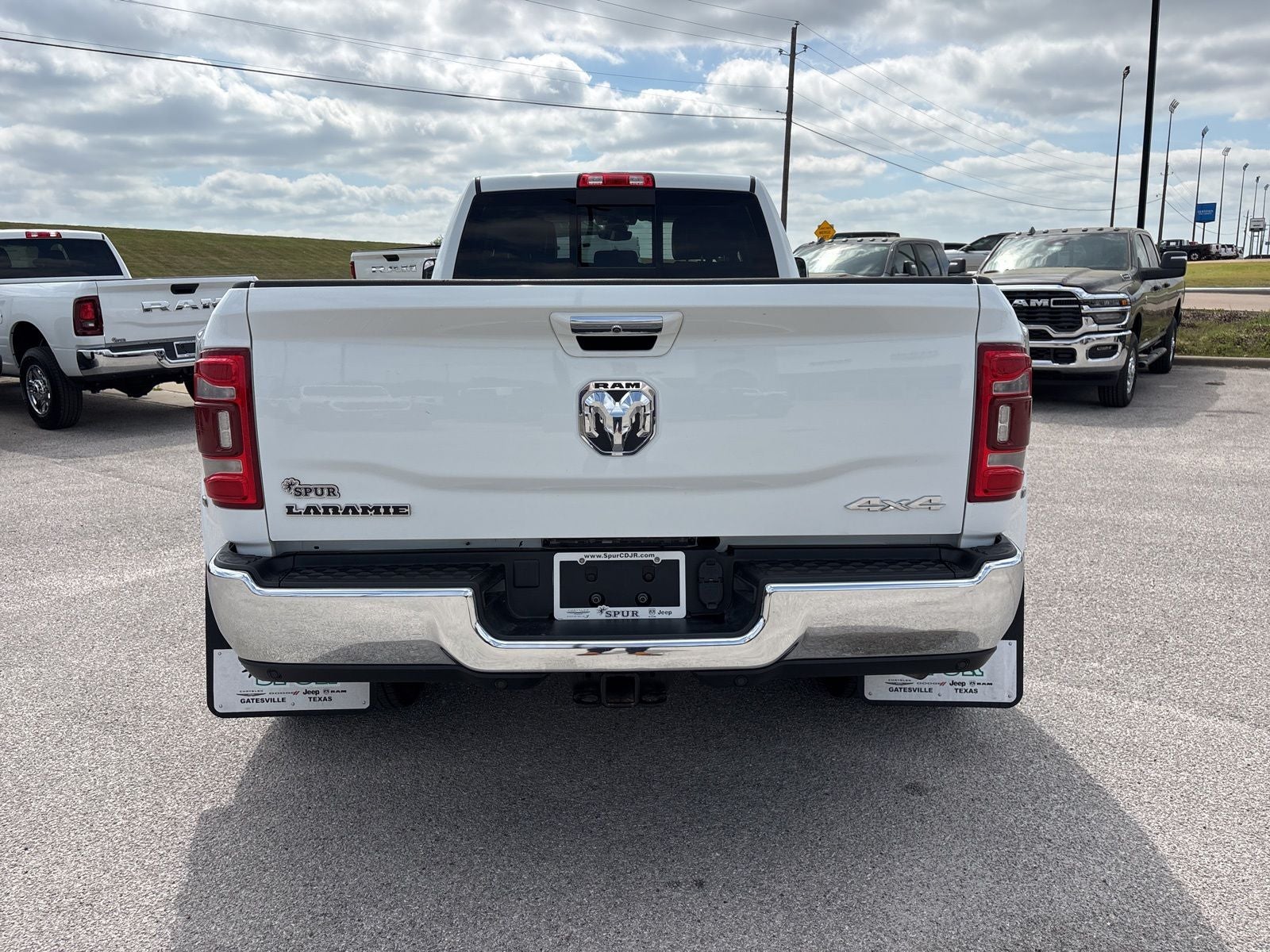 2022 RAM Ram 3500 Laramie Crew Cab 4x4 8' Box