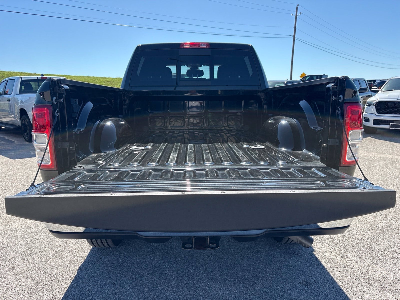 2022 RAM Ram 2500 Tradesman Crew Cab 4x4 6'4' Box