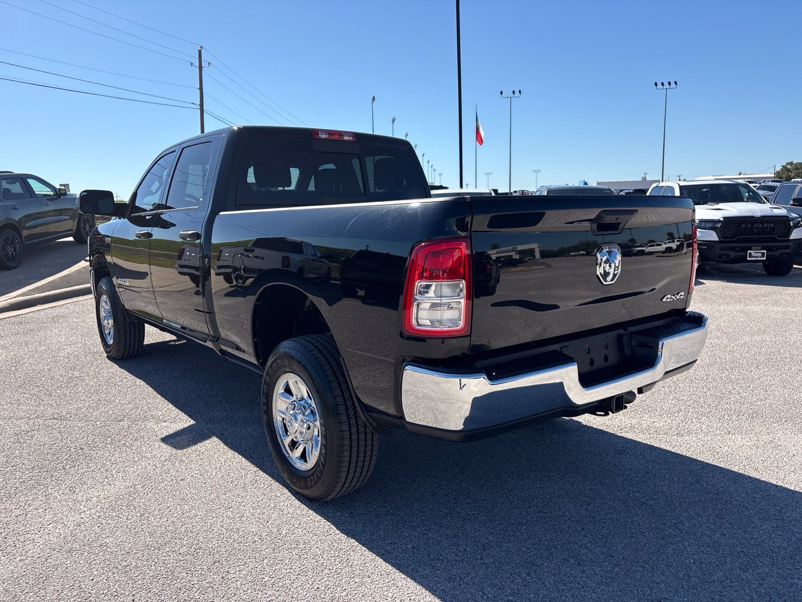 2022 RAM Ram 2500 Tradesman Crew Cab 4x4 6'4' Box