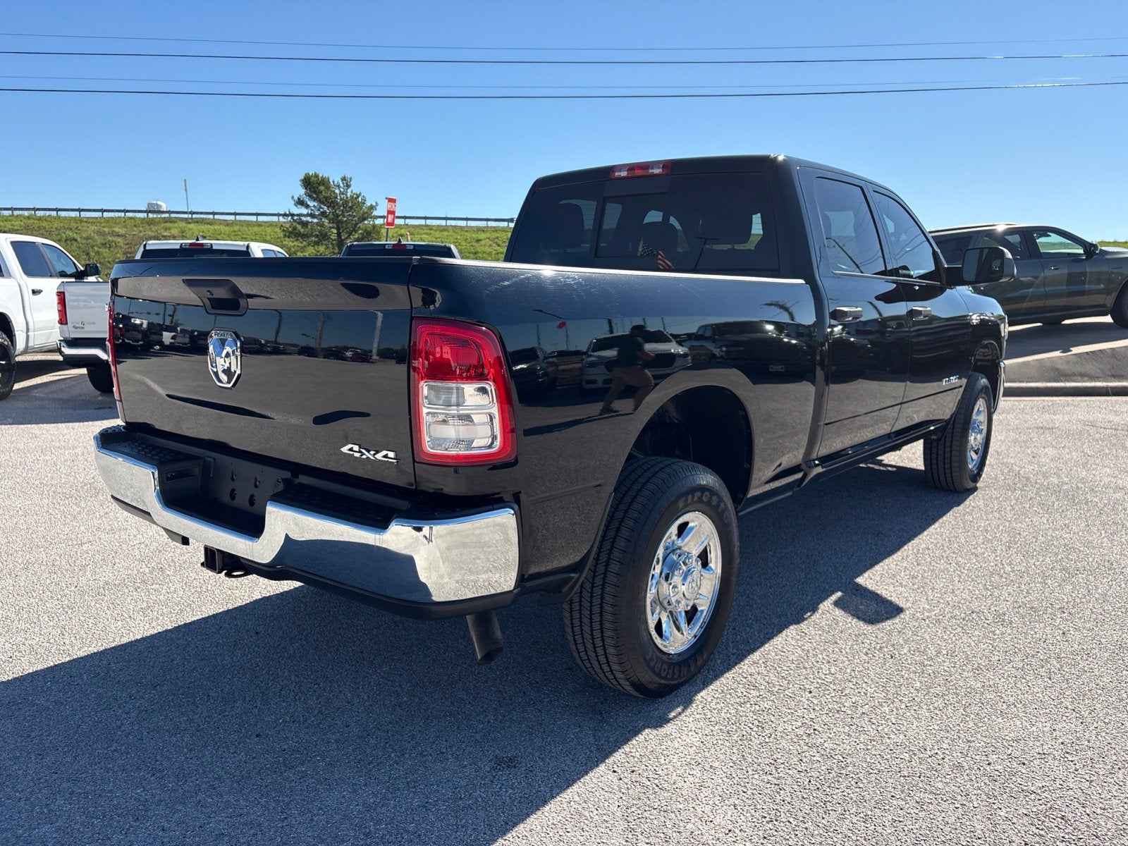 2022 RAM Ram 2500 Tradesman Crew Cab 4x4 6'4' Box