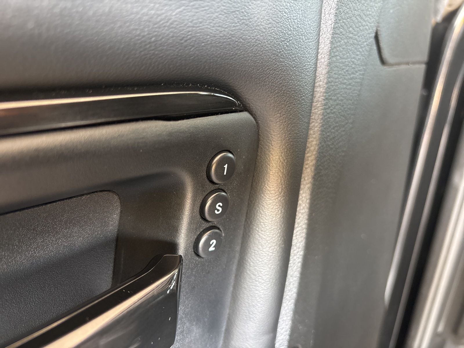 2022 RAM Ram 2500 Limited Mega Cab 4x4 6'4' Box