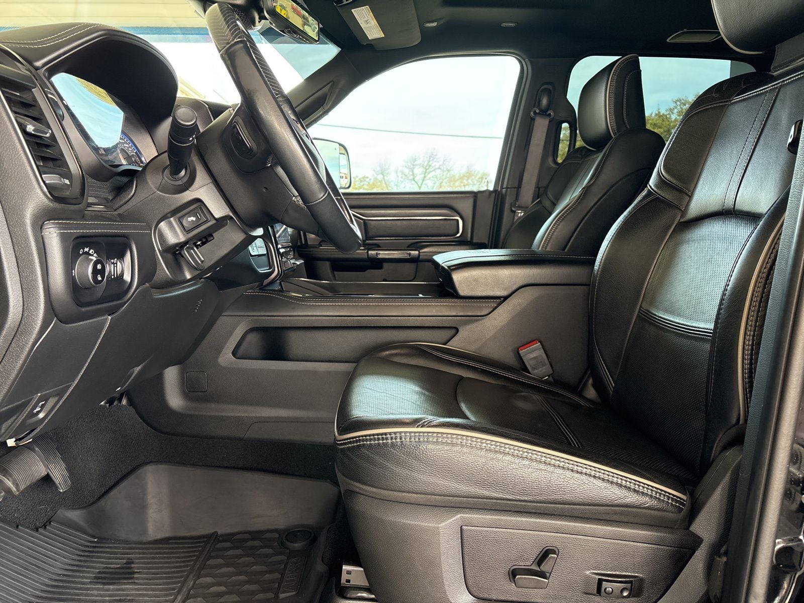 2022 RAM Ram 2500 Limited Mega Cab 4x4 6'4' Box