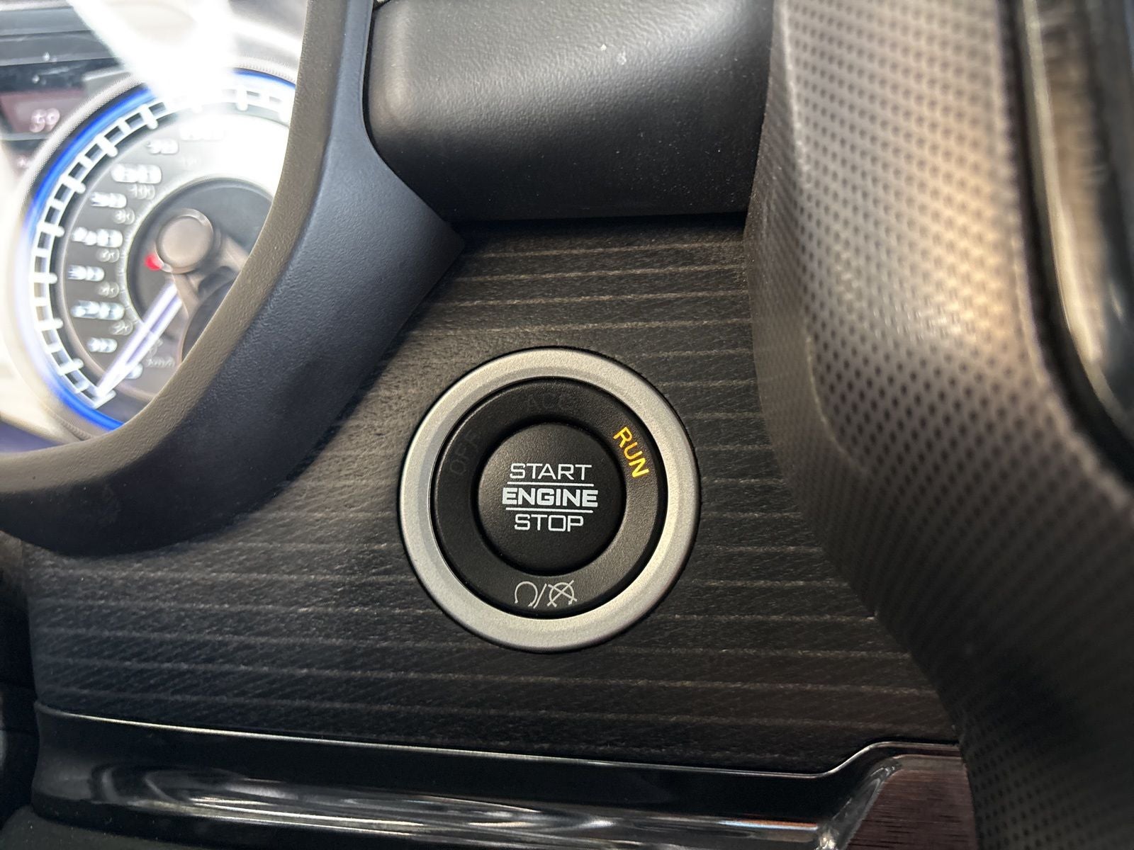 2022 RAM Ram 2500 Limited Mega Cab 4x4 6'4' Box