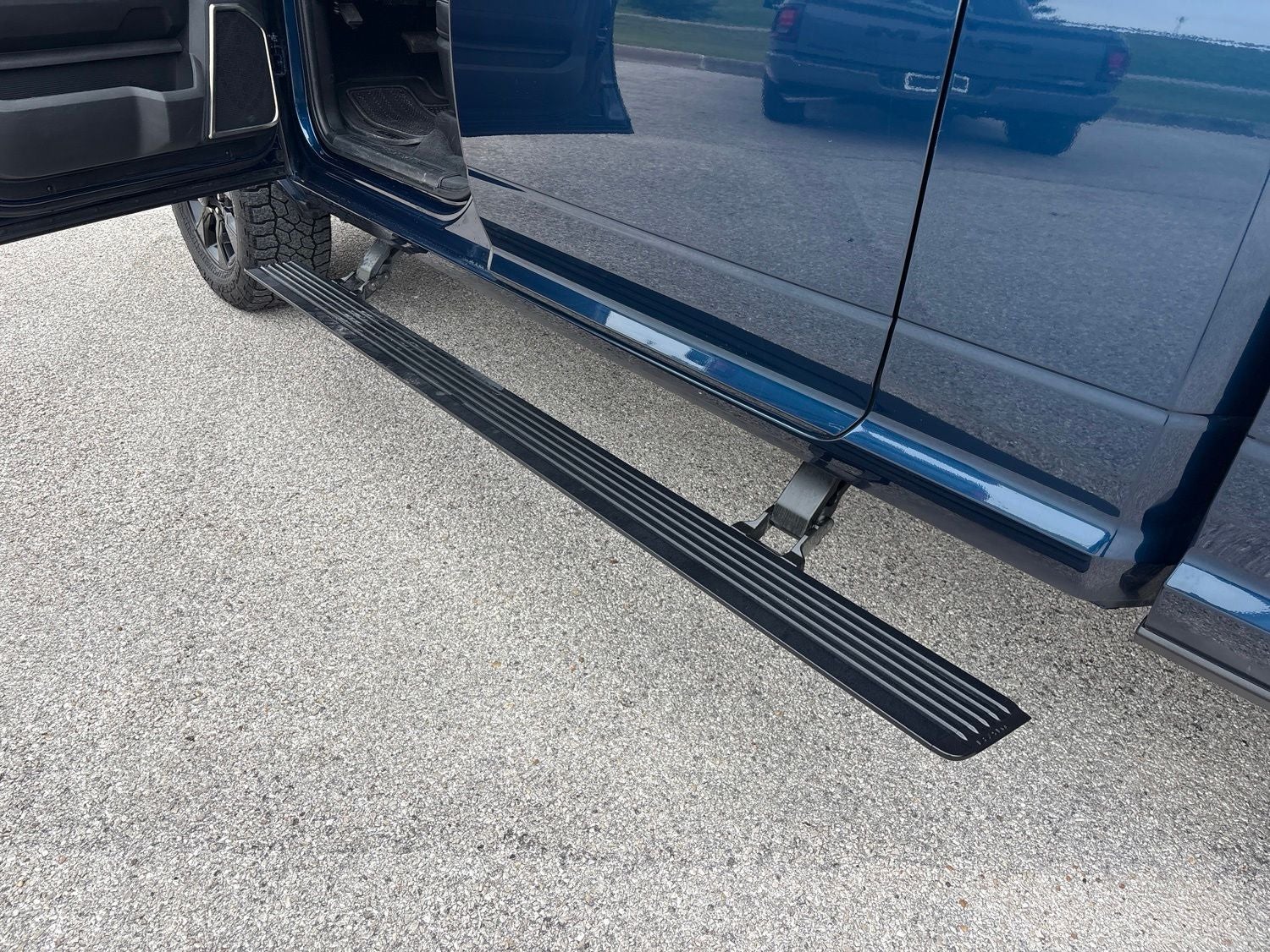 2022 RAM Ram 2500 Limited Mega Cab 4x4 6'4' Box