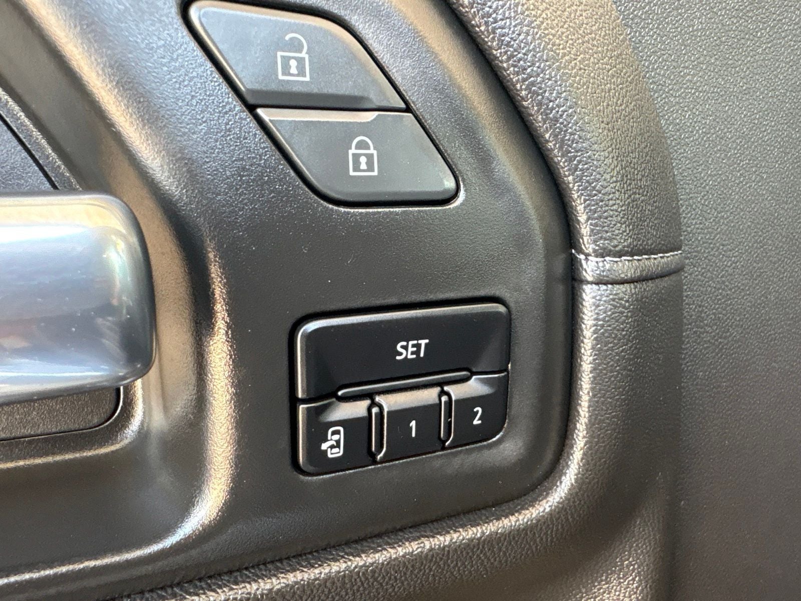 2020 GMC Sierra 1500 2WD Crew Cab Short Box SLT