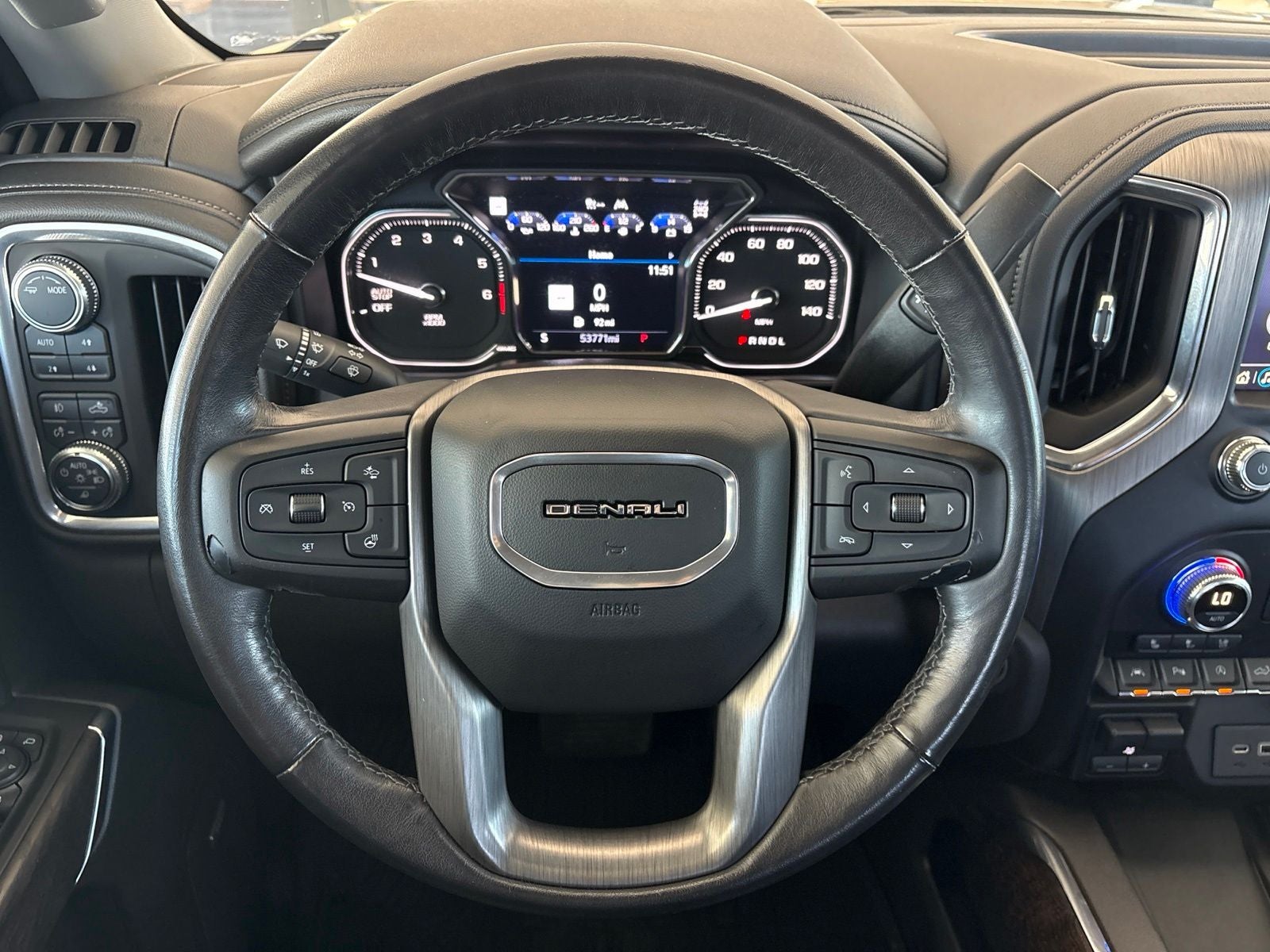 2020 GMC Sierra 1500 4WD Crew Cab Short Box Denali