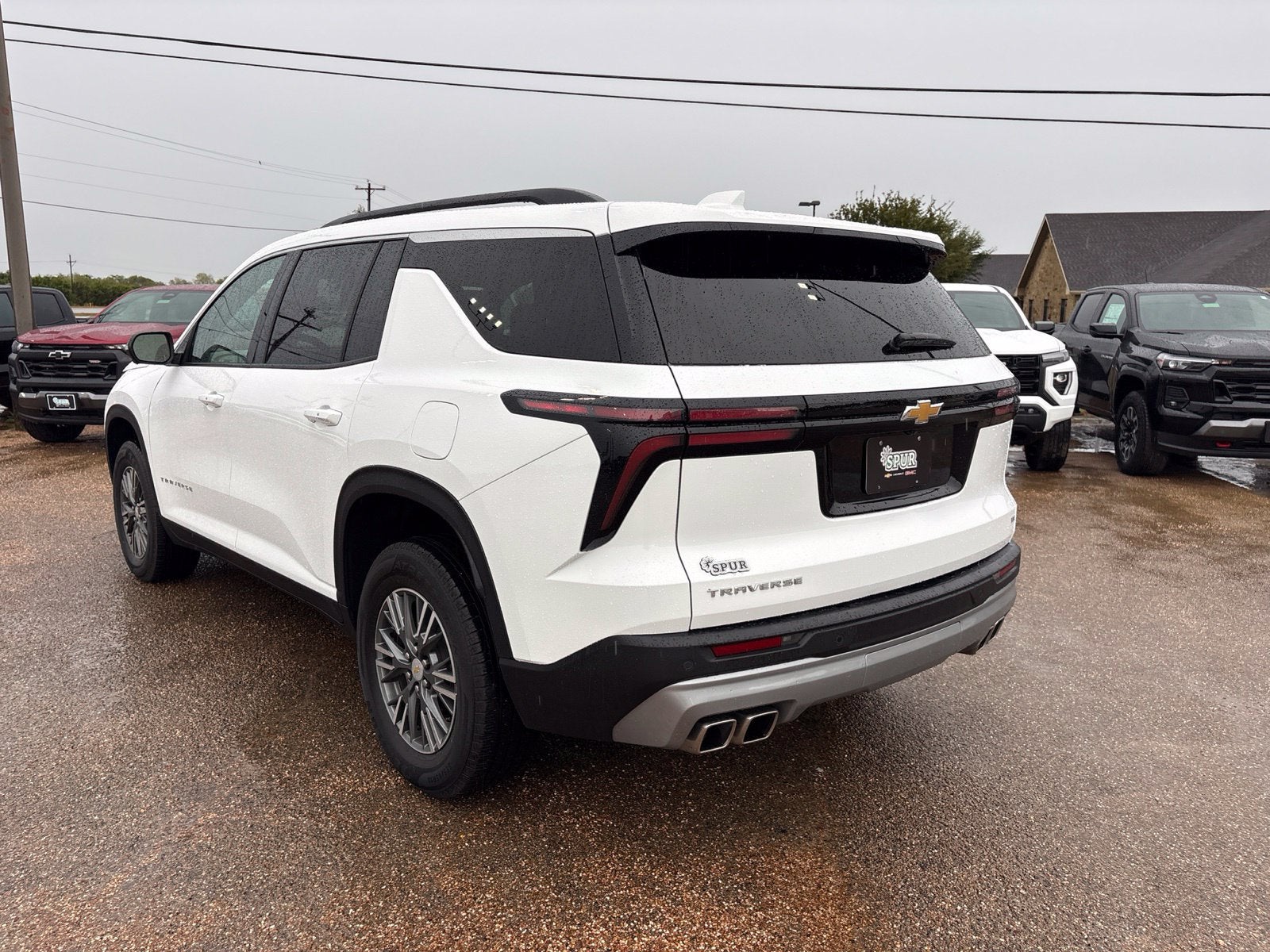 2024 Chevrolet Traverse LT