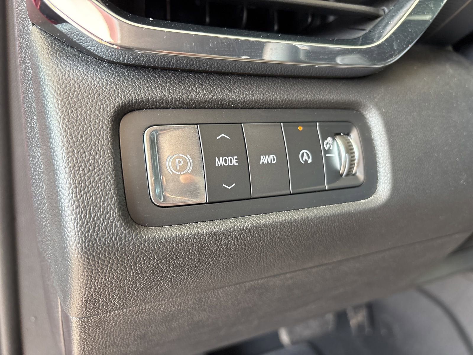 2026 GMC Acadia Elevation - Photo 13