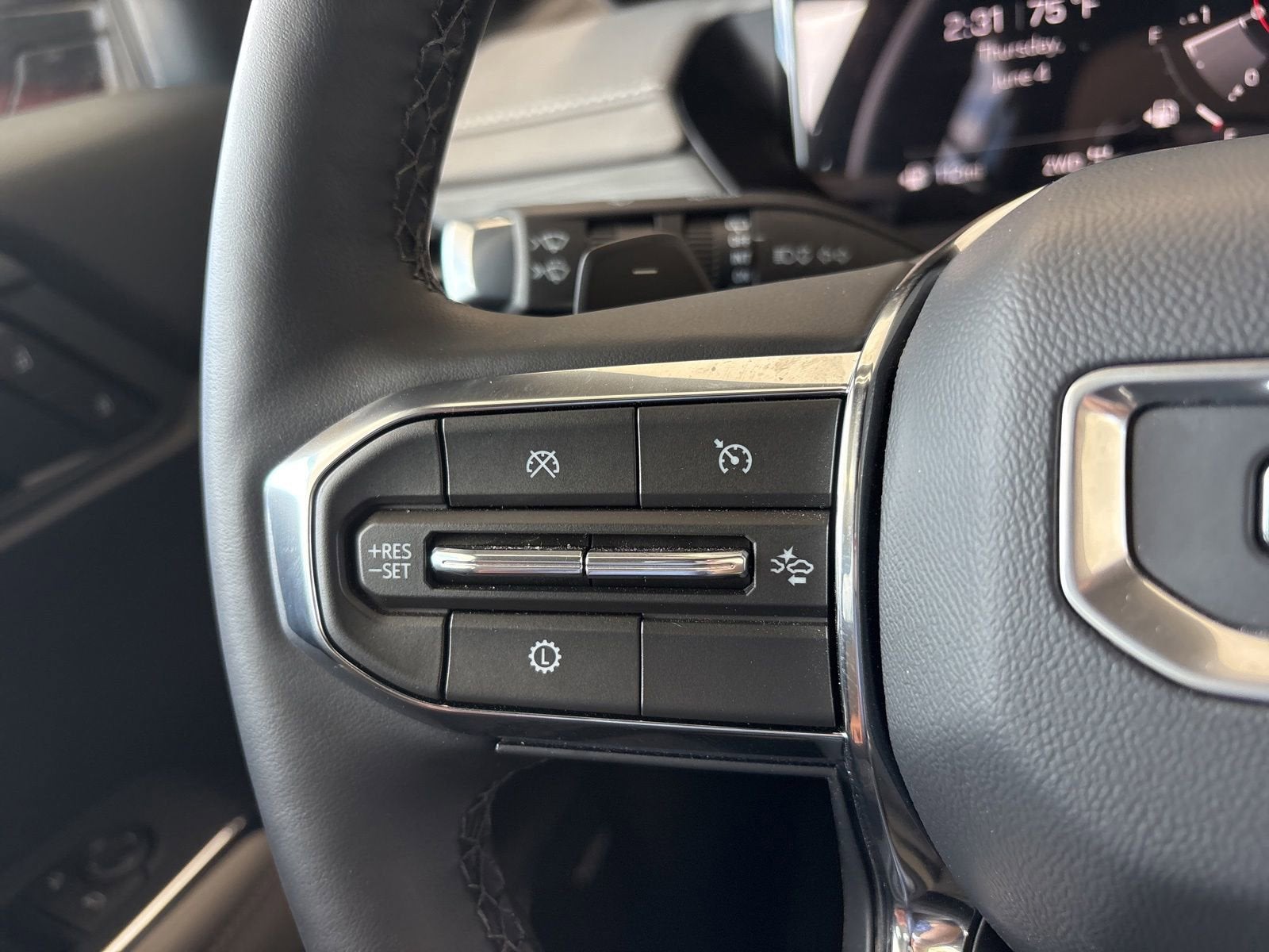 2026 GMC Acadia Elevation - Photo 38