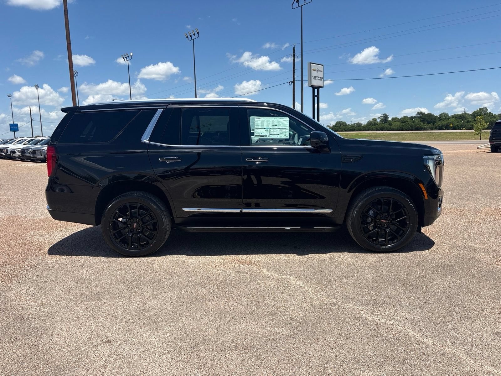 2026 GMC Yukon Elevation