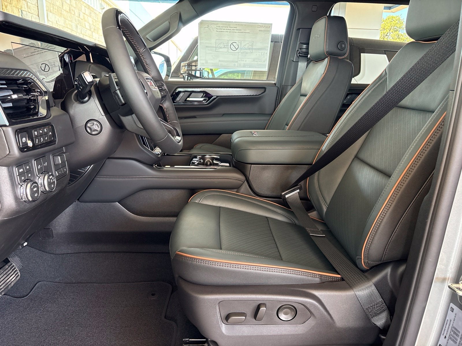 2027 GMC Yukon AT4
