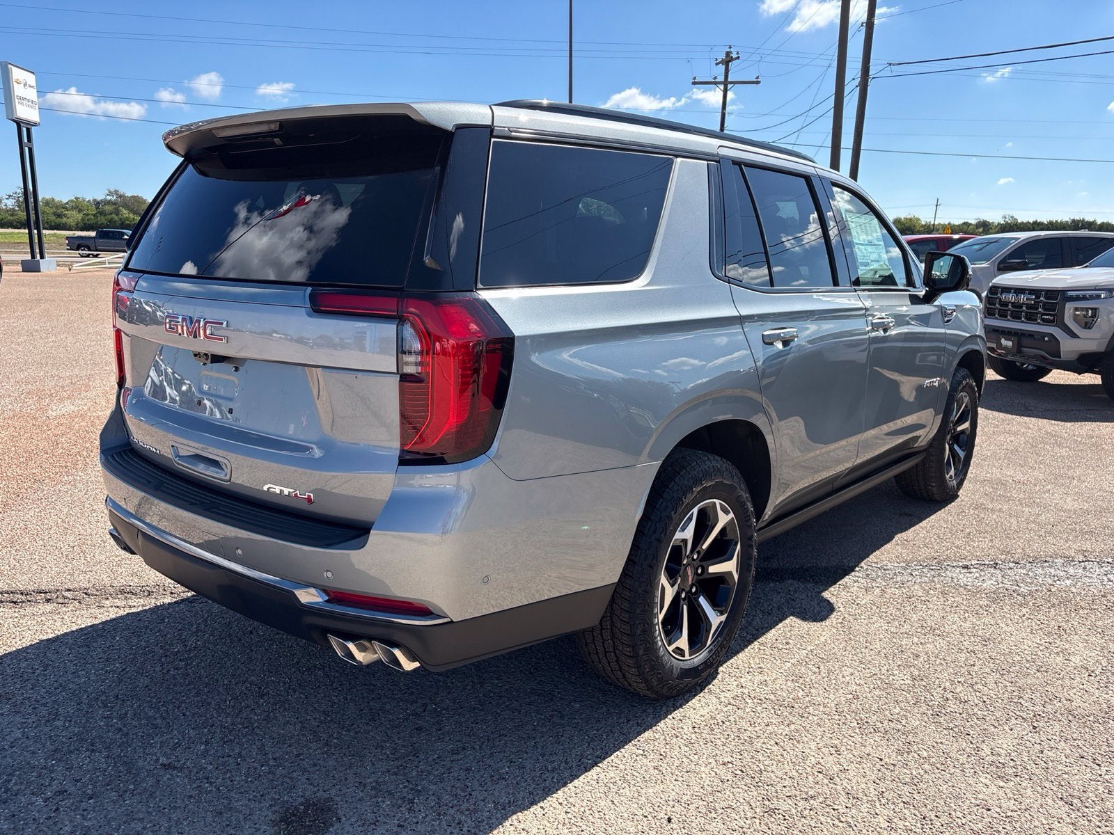 2027 GMC Yukon AT4