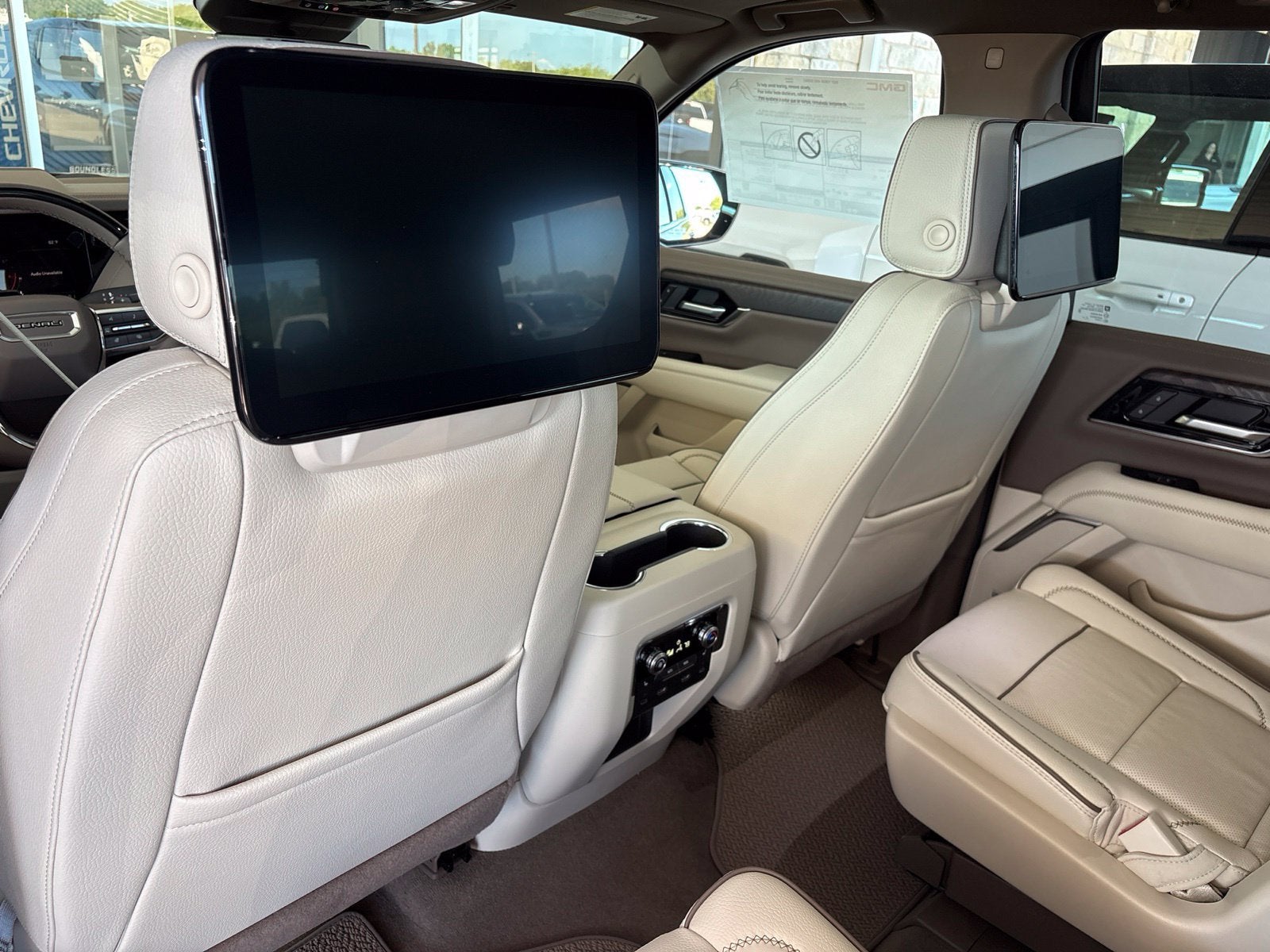 2027 GMC Yukon Denali