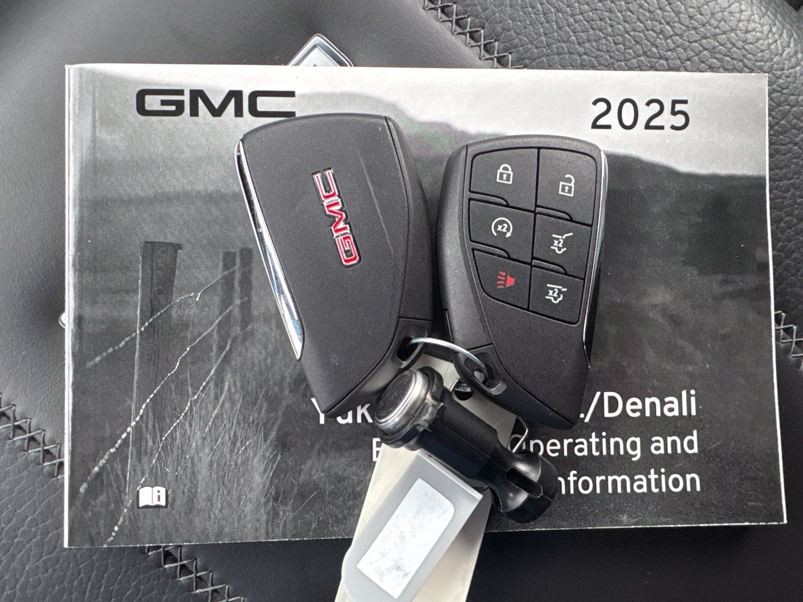 2025 GMC Yukon Denali