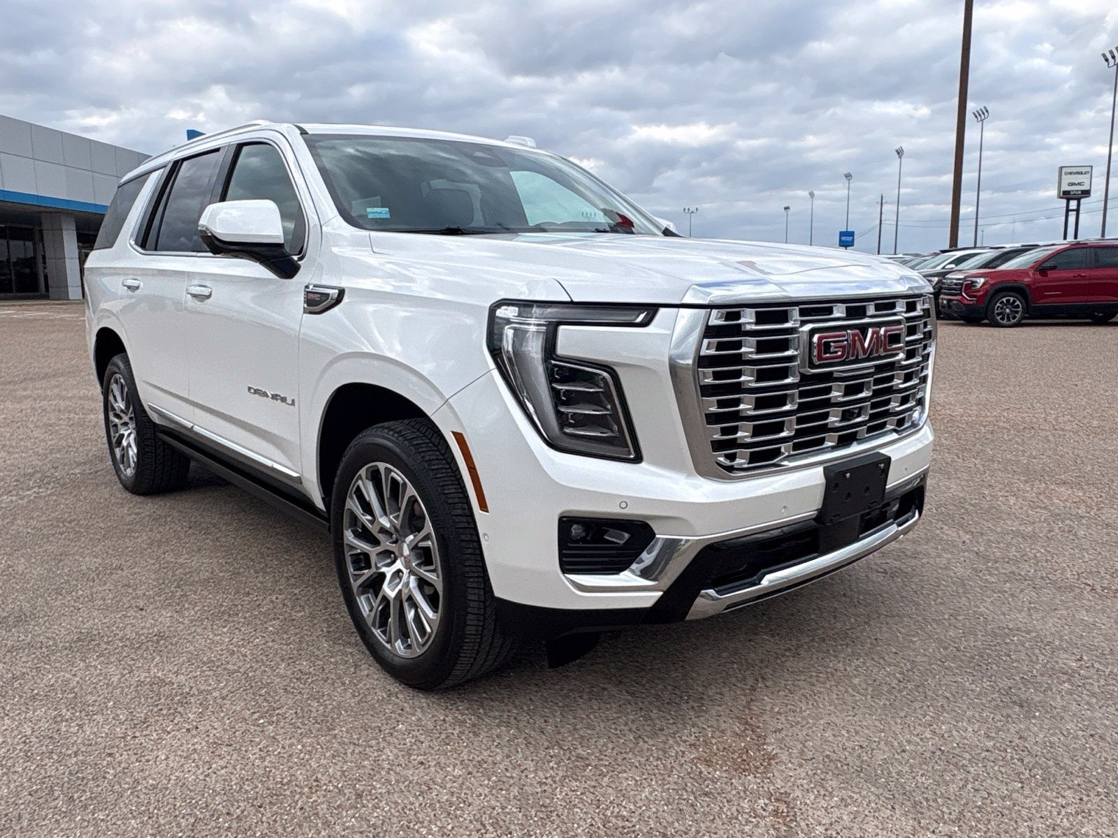 2025 GMC Yukon Denali
