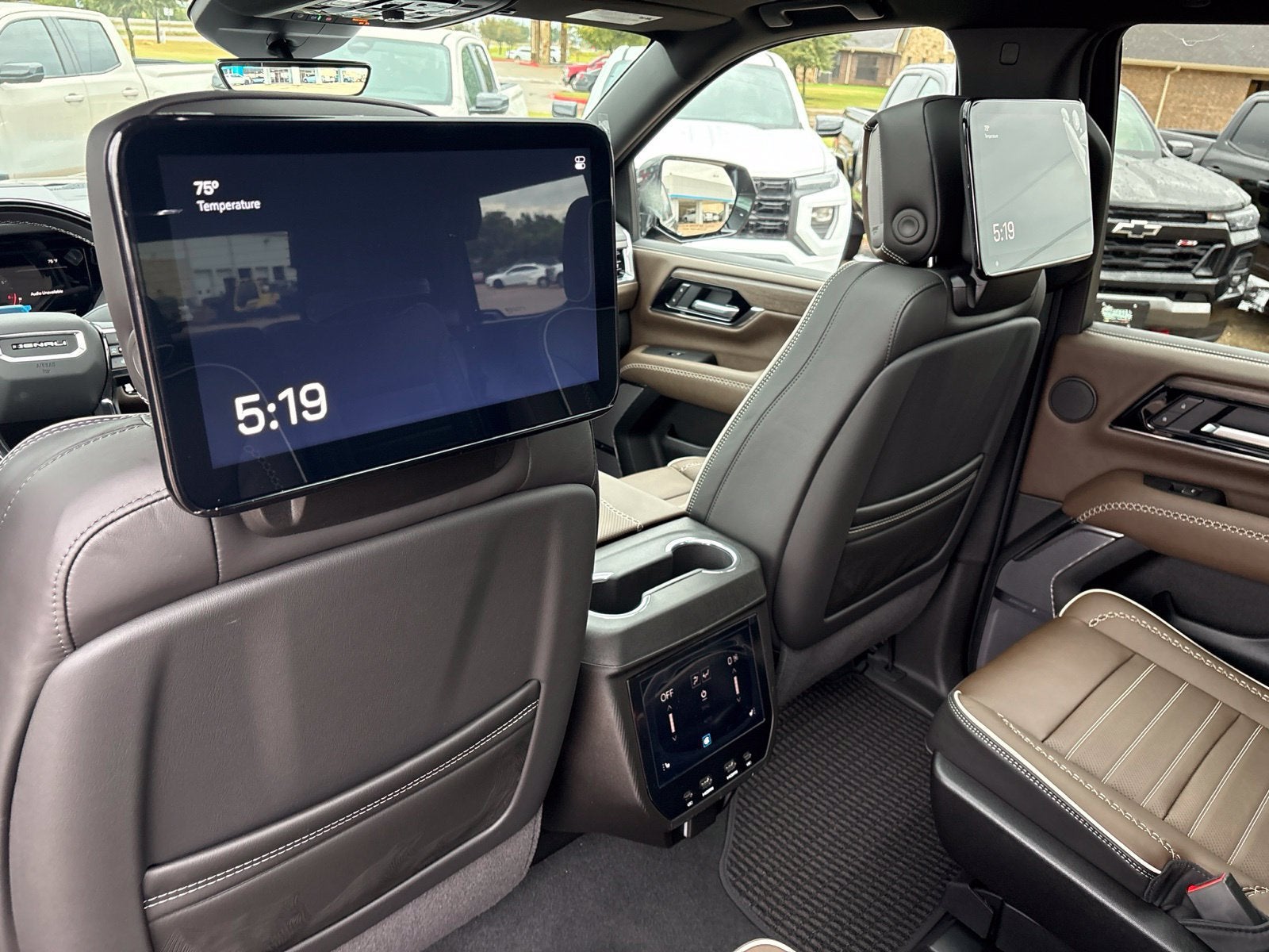 2027 GMC Yukon Denali Ultimate