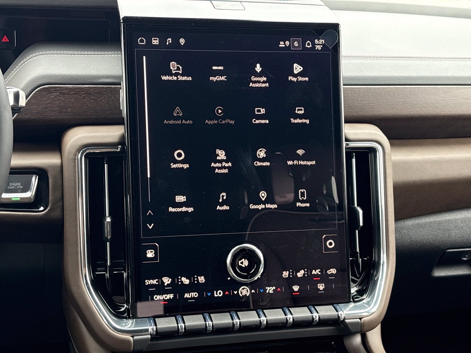 2027 GMC Yukon Denali Ultimate