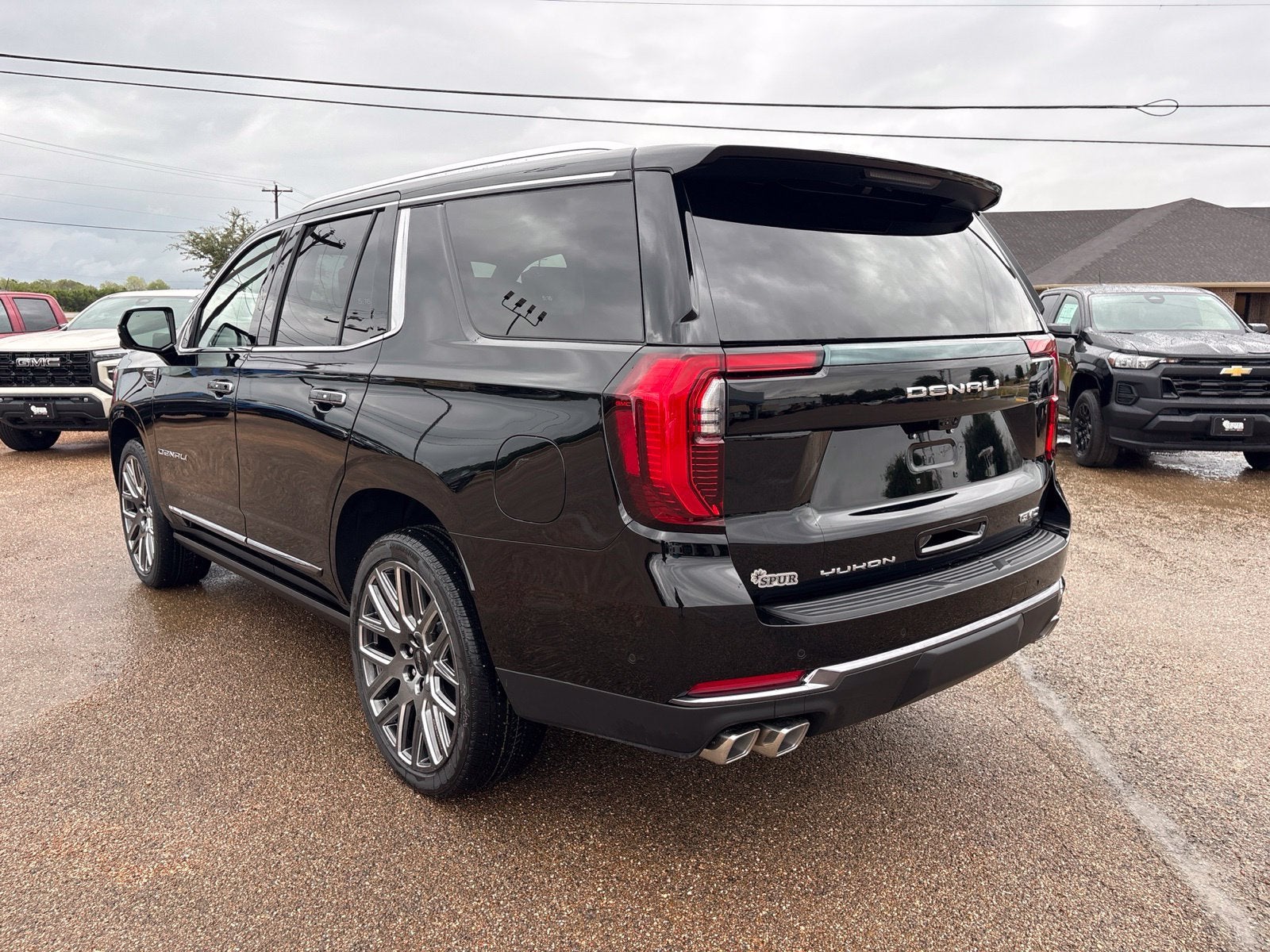 2027 GMC Yukon Denali Ultimate