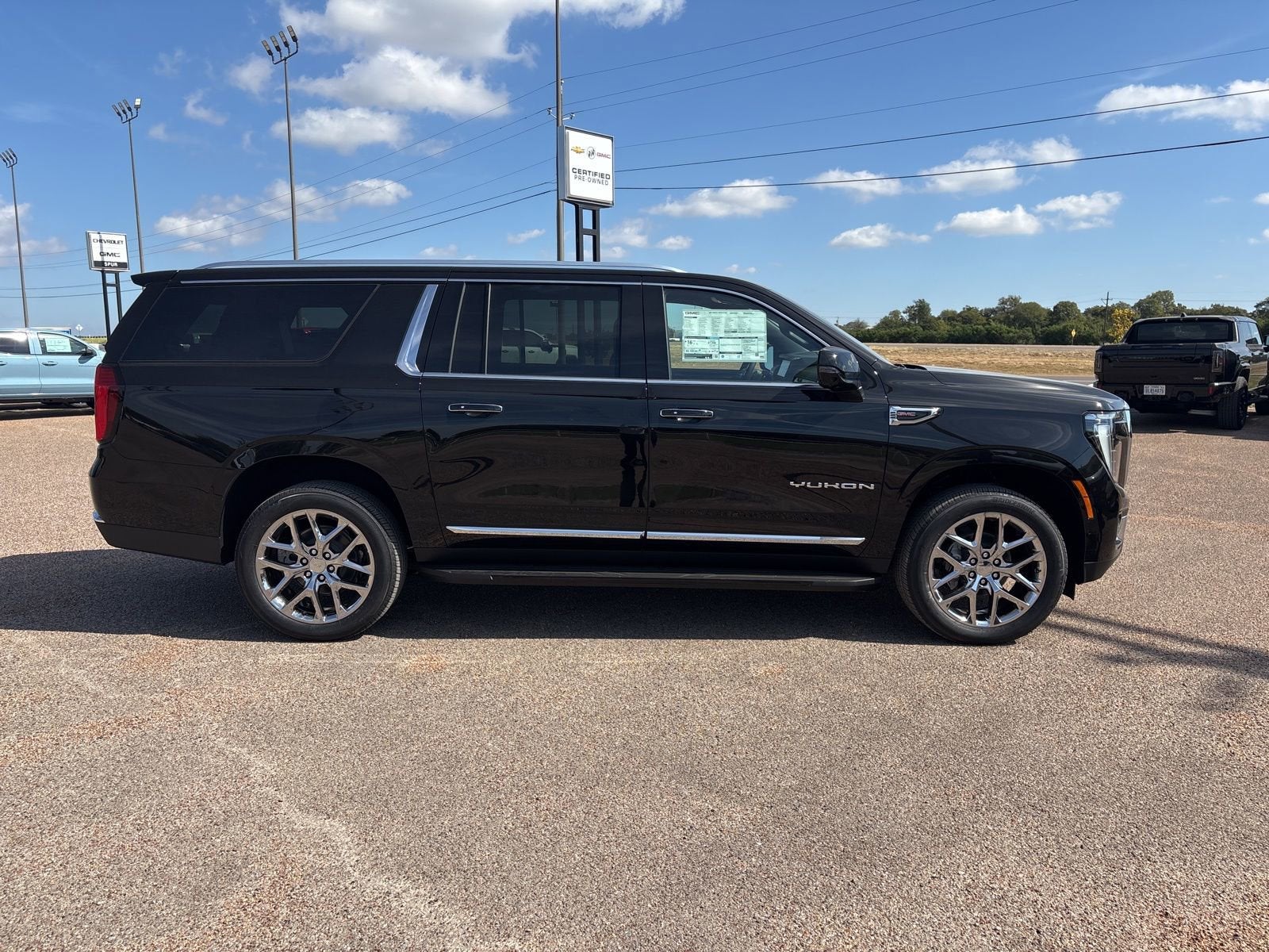 2026 GMC Yukon XL Elevation