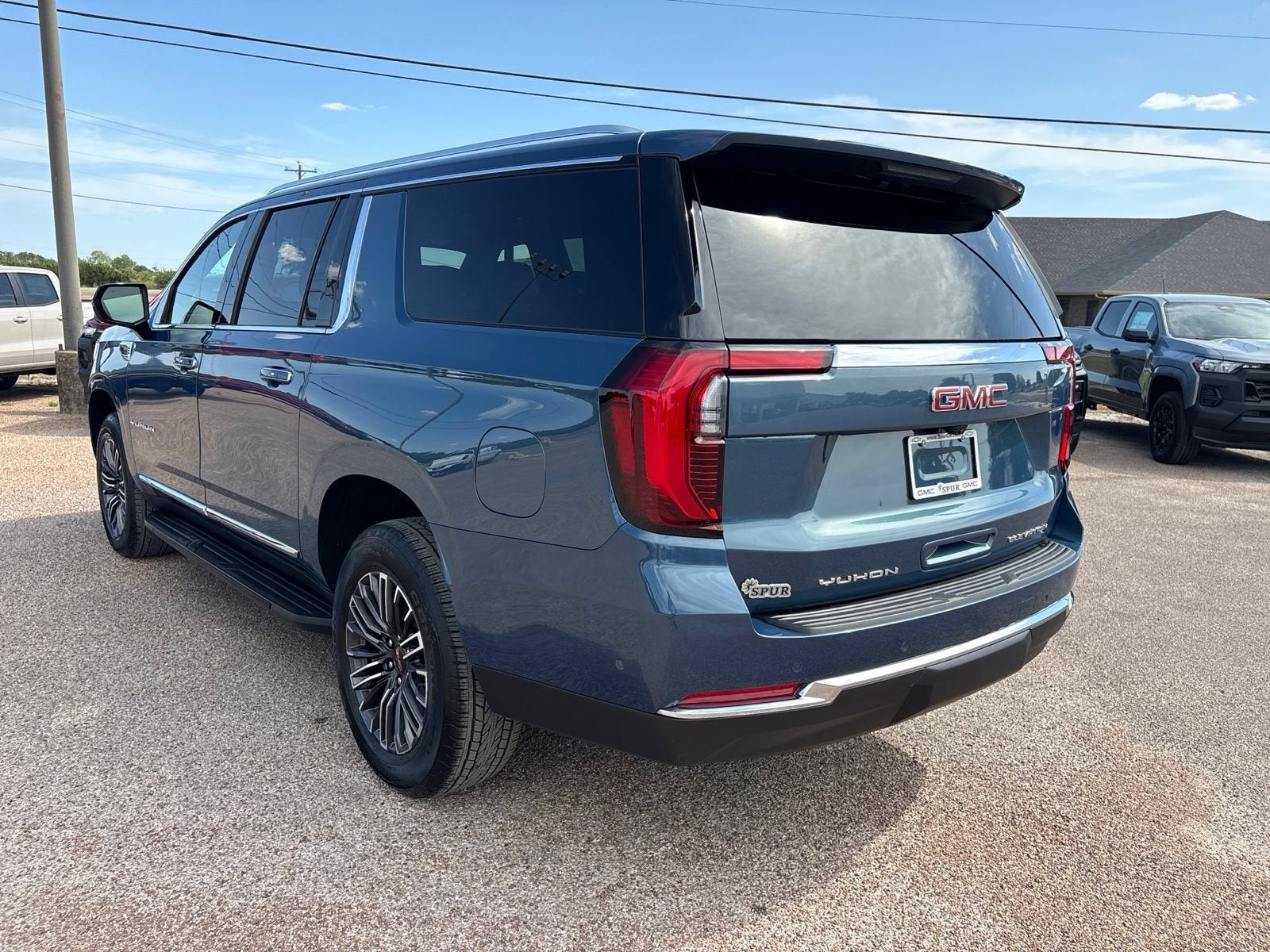 2026 GMC Yukon XL Elevation