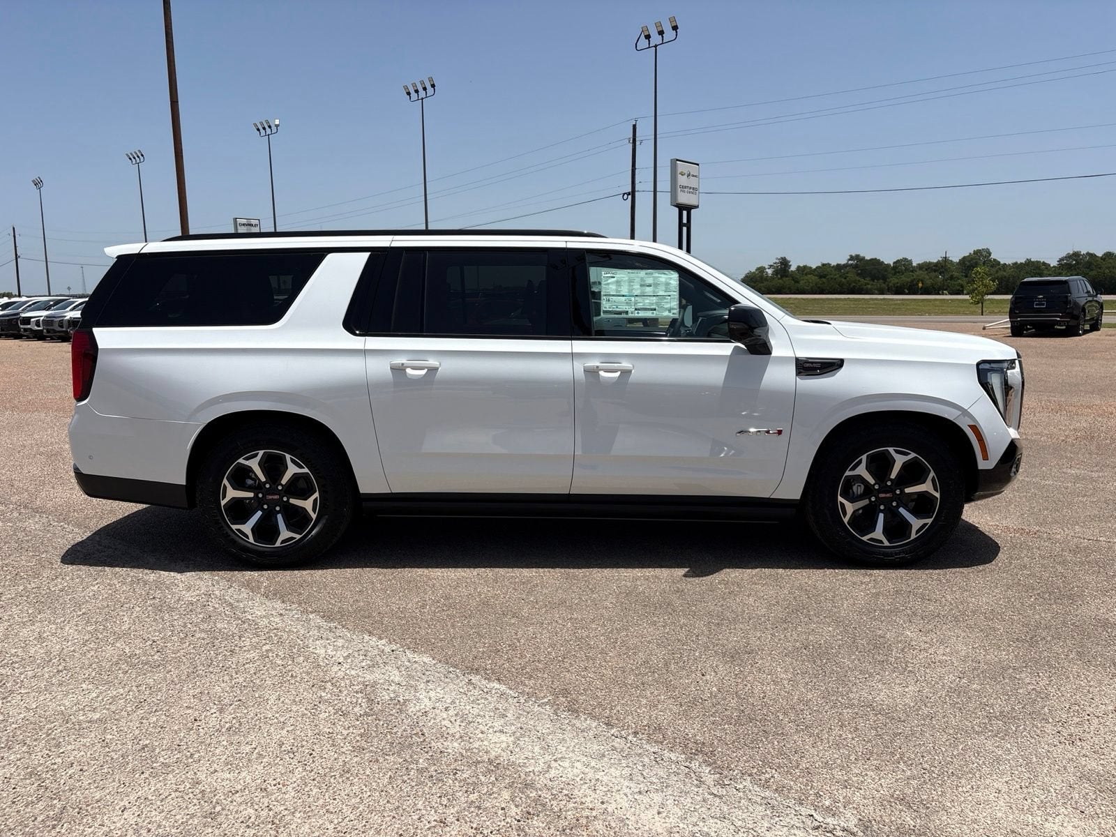 2026 GMC Yukon XL AT4