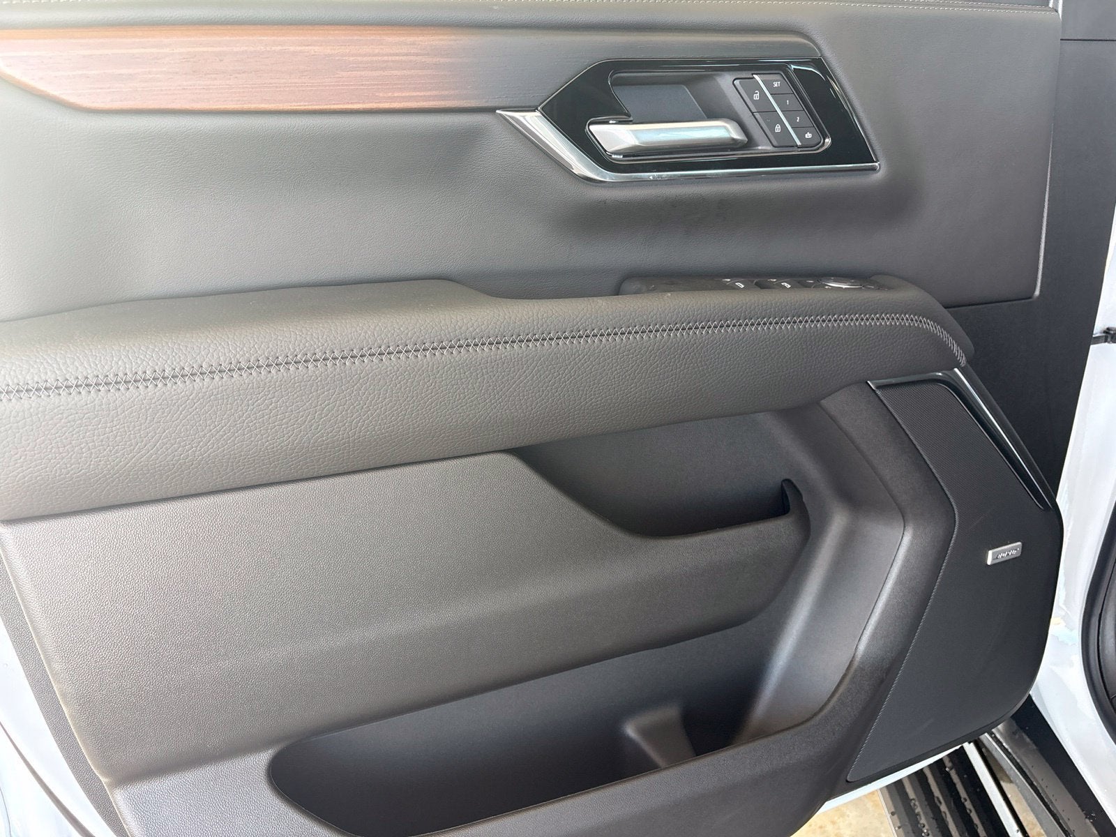 2027 GMC Yukon XL Denali
