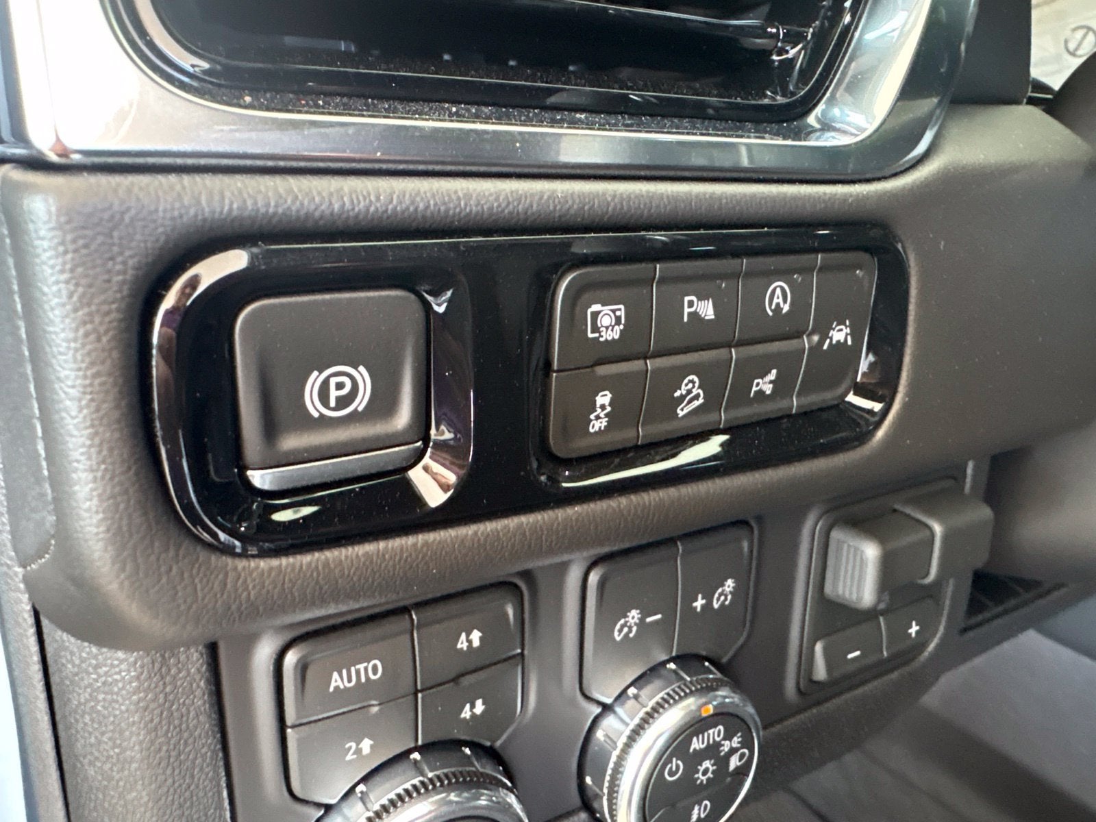 2027 GMC Yukon XL Denali